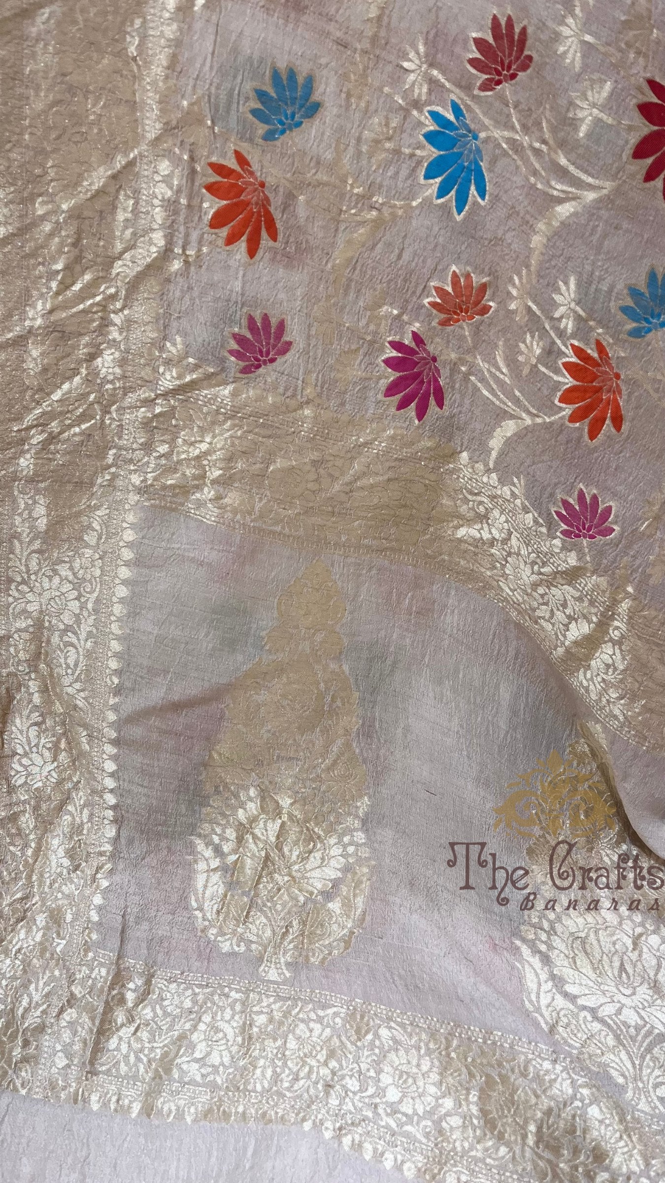 Tussar Georgette Handloom Banarasi Saree - Jaal with Meenakari
