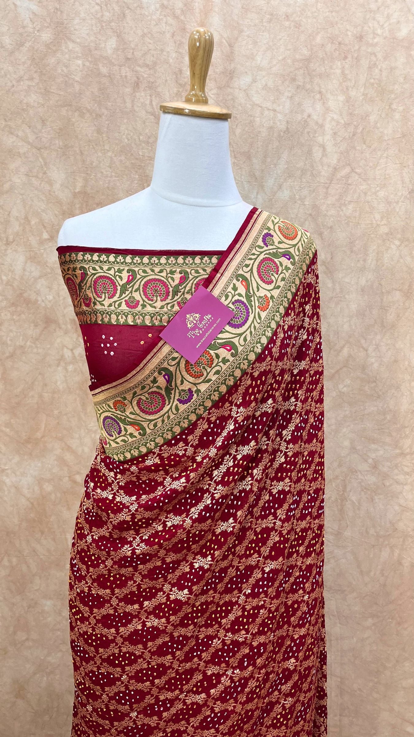 Pure Georgette Banarasi Handloom Bandhej Saree-With Meenakari Work