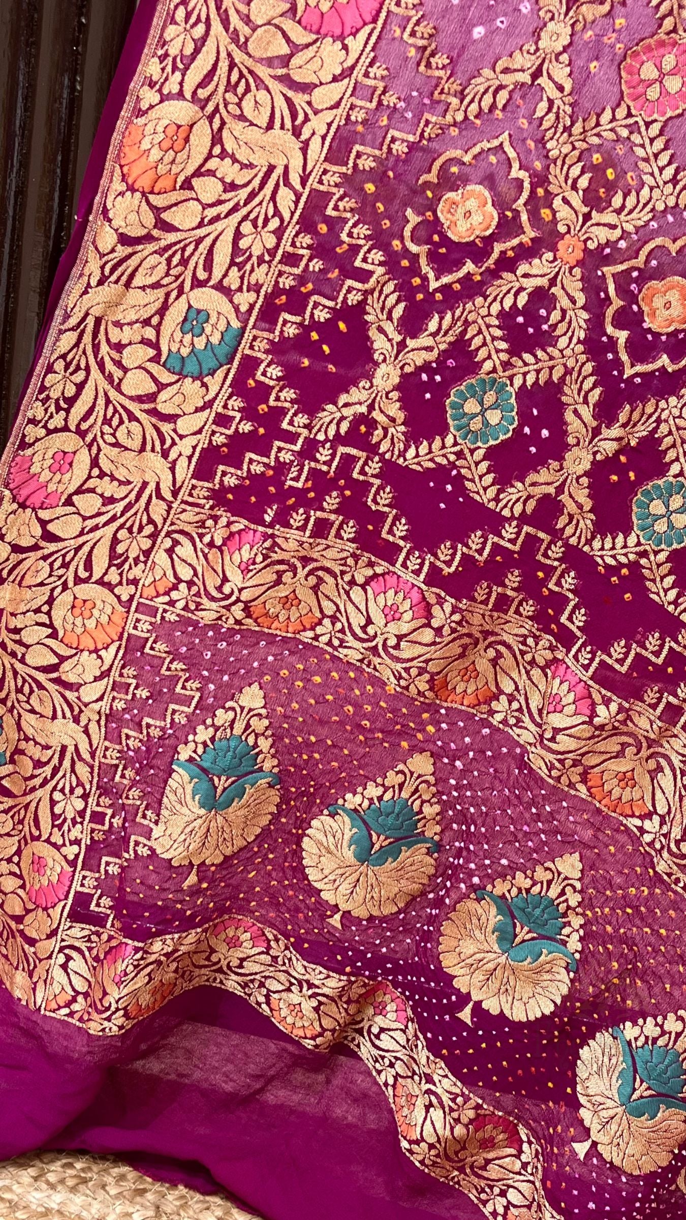 Khaddi Georgette Banarasi Handloom Bandhej Dupatta