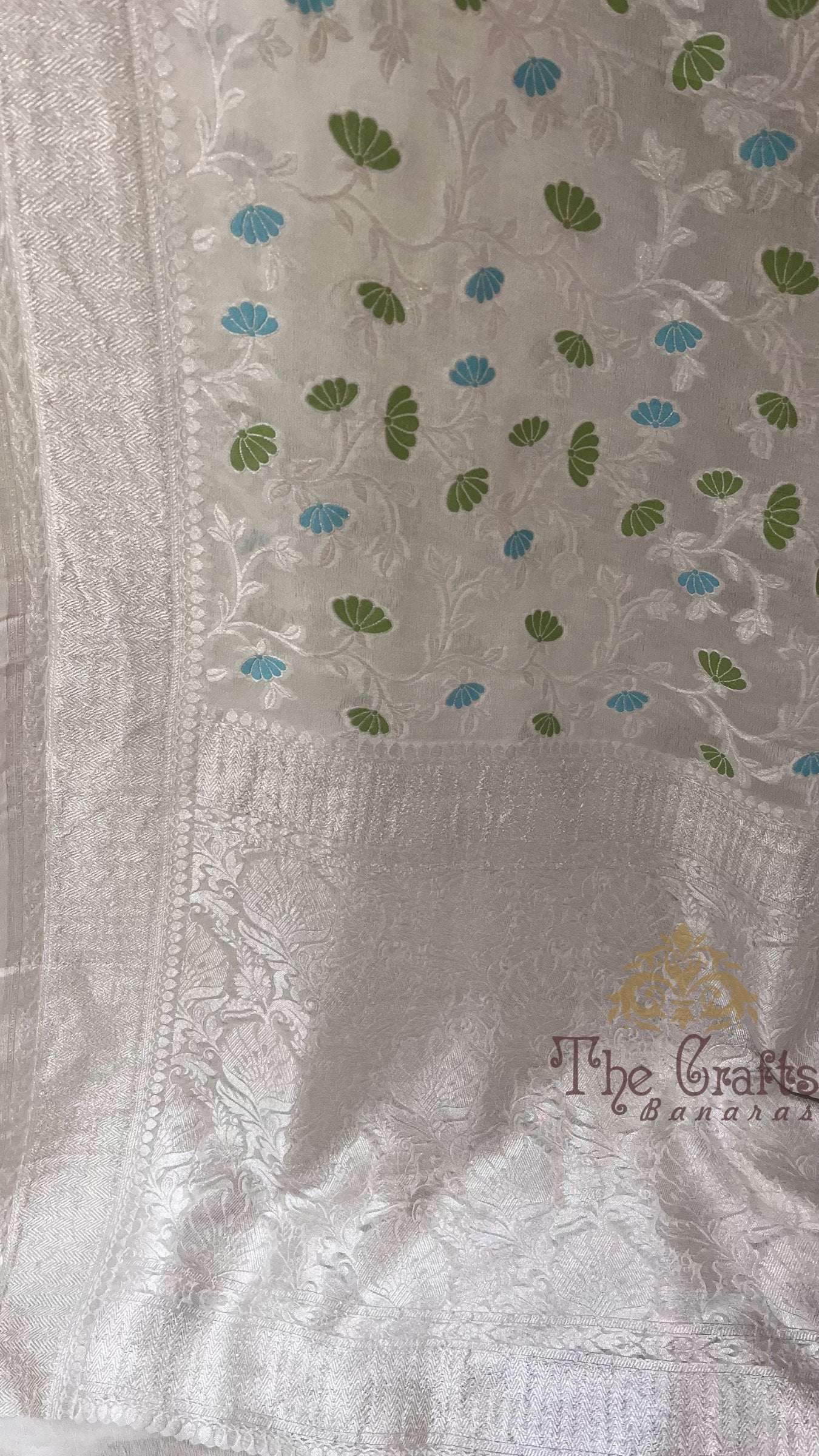 Khaddi Georgette Handloom Banarasi Saree - Jaal with Meenakari