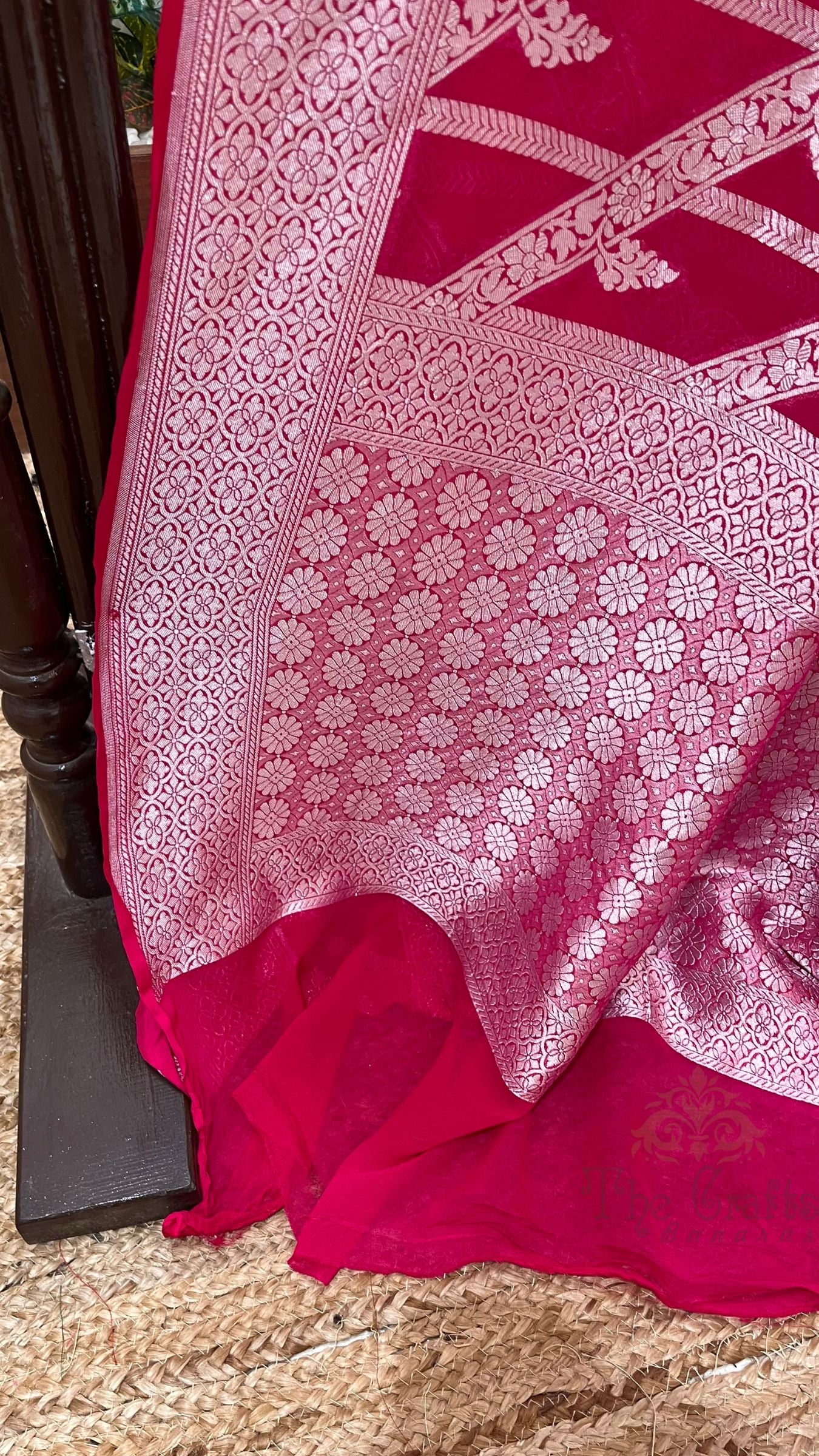 Khaddi Georgette Handloom Banarasi Saree