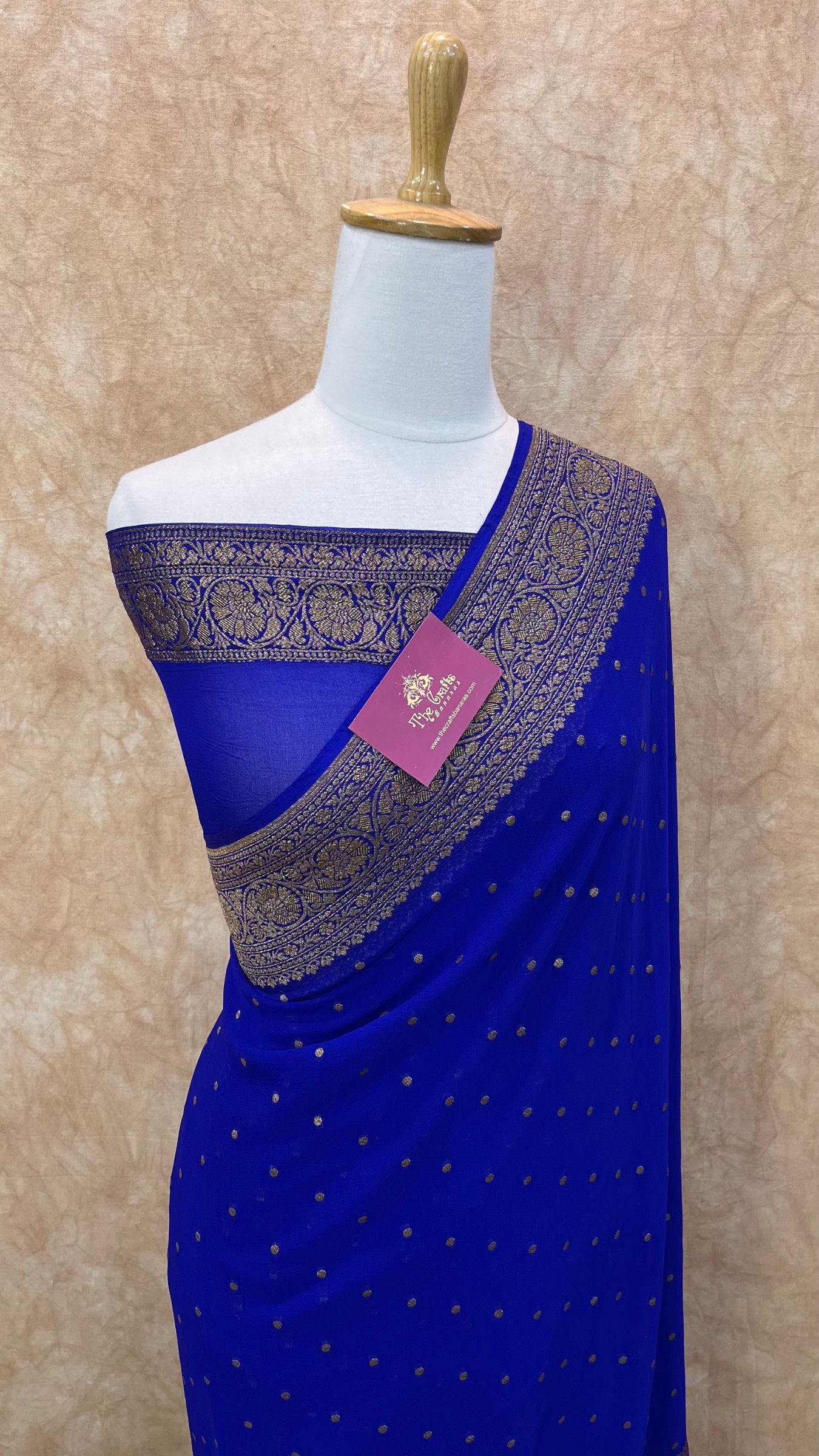 Khaddi Georgette Banarasi Saree - Antique Zari