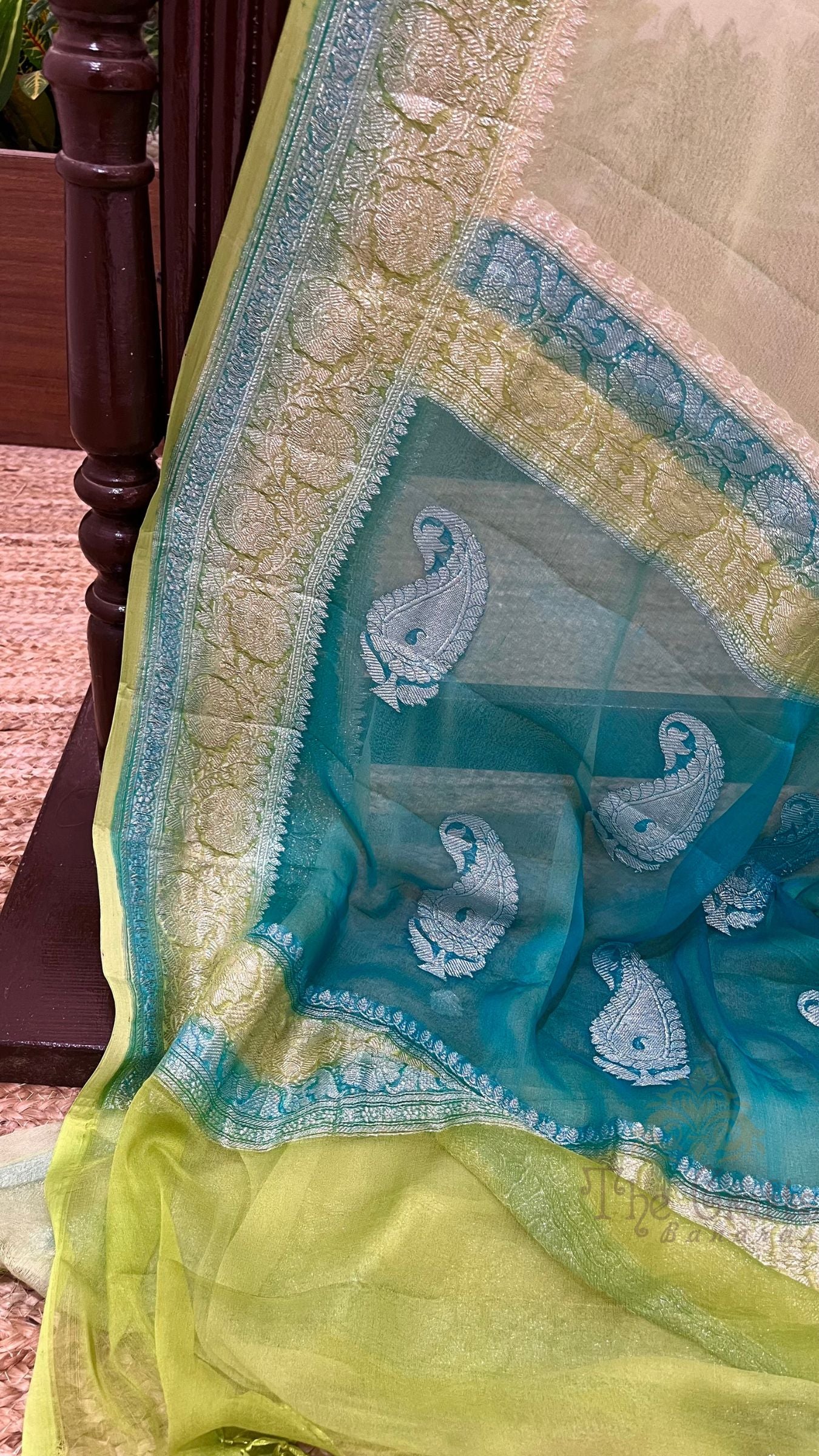 Pure Georgette Handloom Banarasi Saree