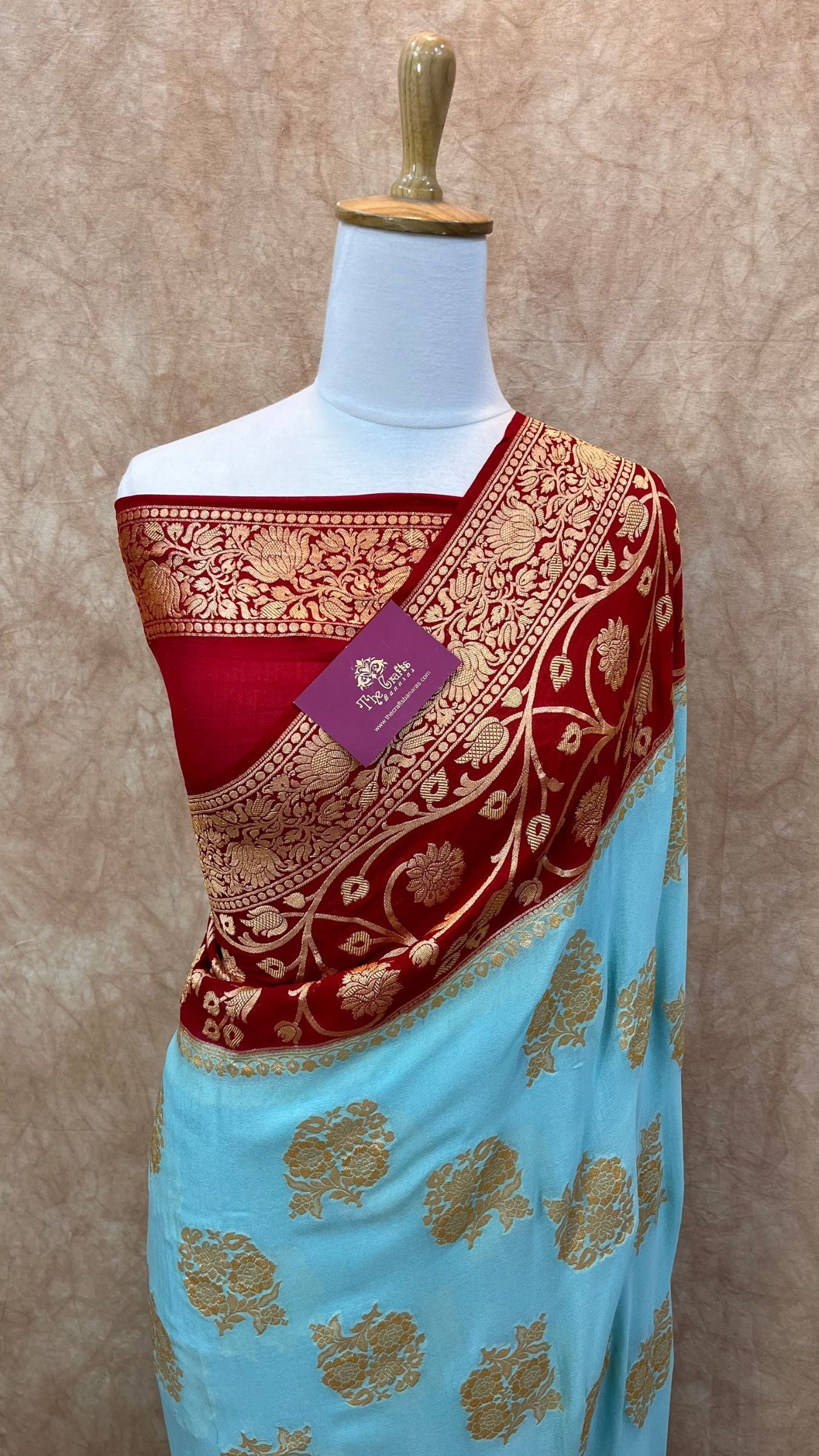 Khaddi Georgette Banarasi Saree - Gold Zari