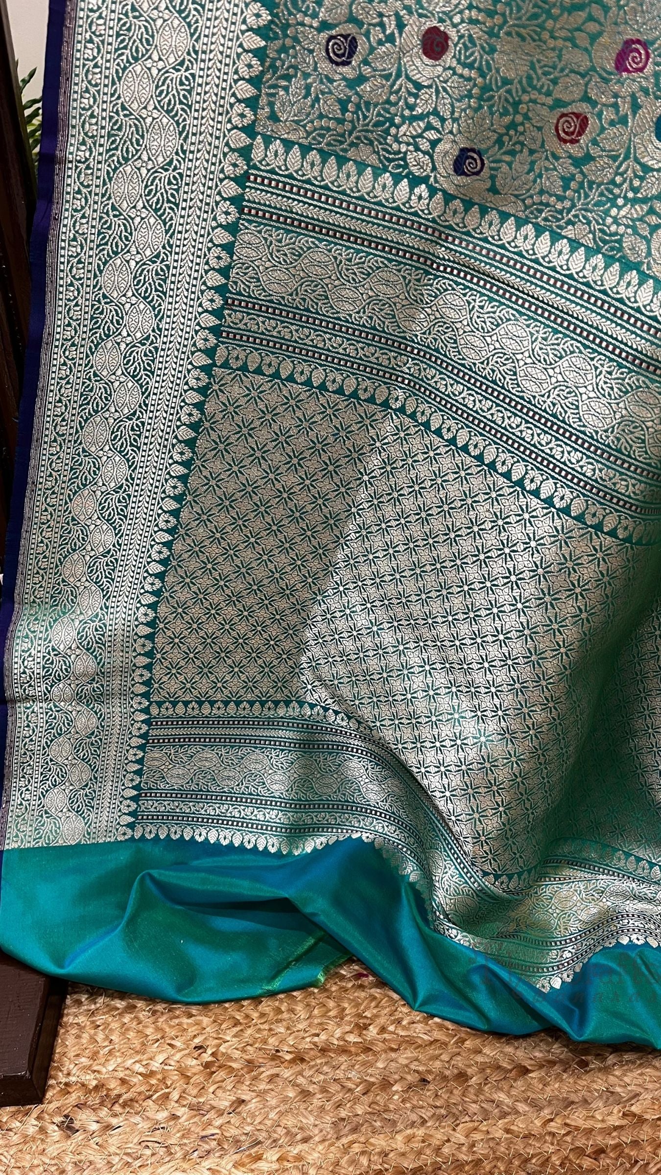 Pure Katan Silk Handloom Banarasi Saree - Kadhua Brocade Tilfi Meena