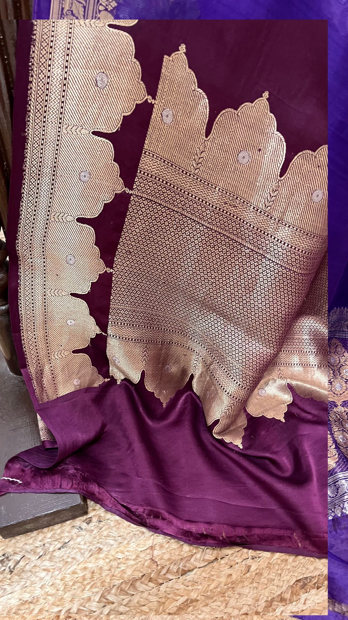 Pure Mashru Silk Handloom Banarasi Saree - with kadhua border buti