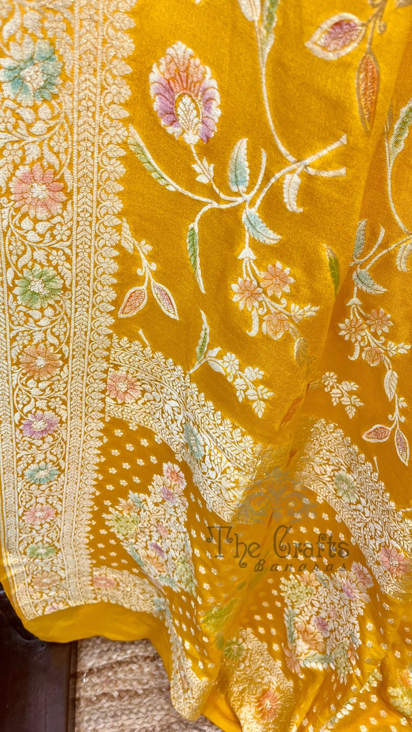 Khaddi Georgette Handloom Banarasi Saree