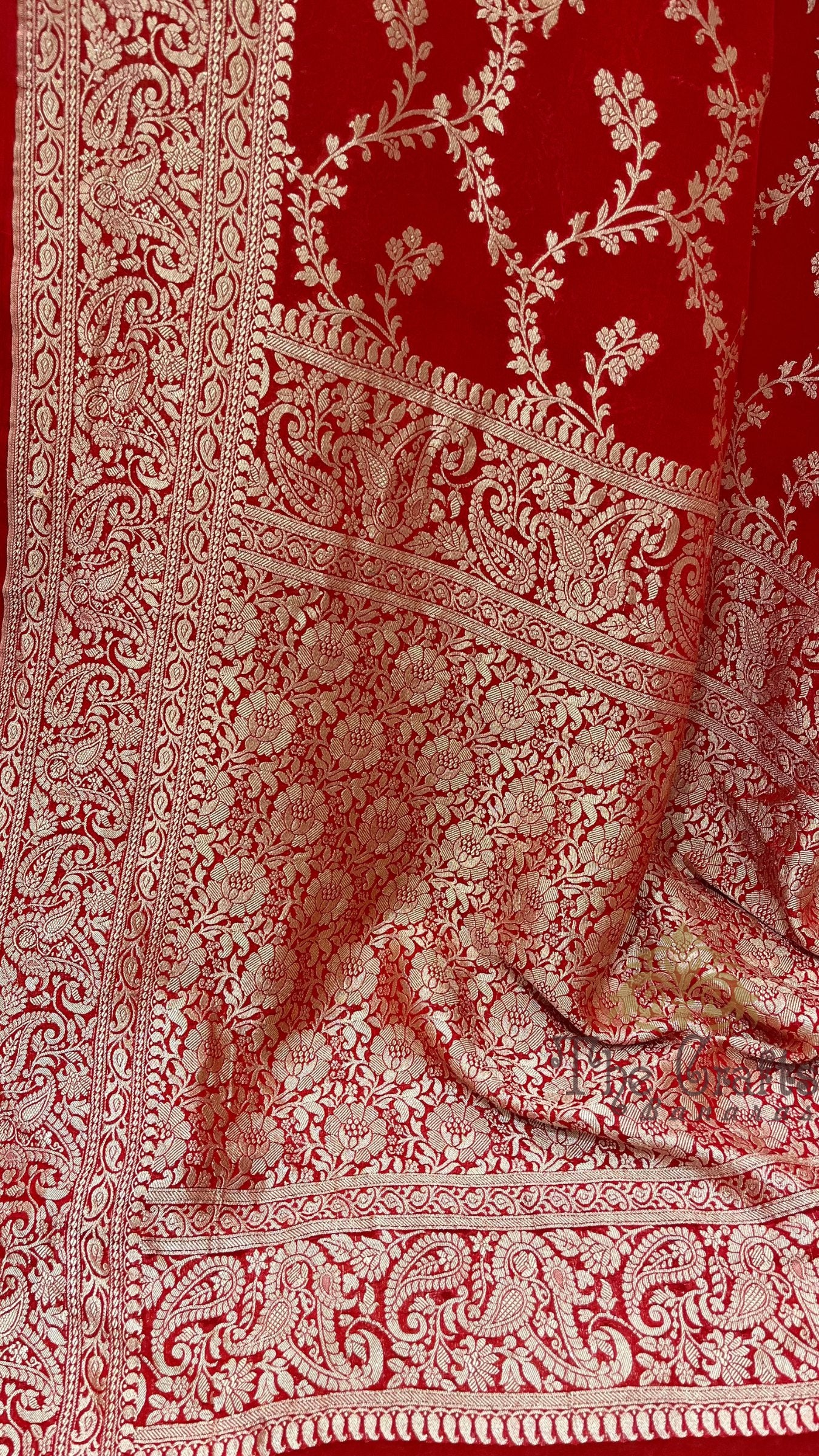 Khaddi Georgette Banarasi Saree - Gold Zari