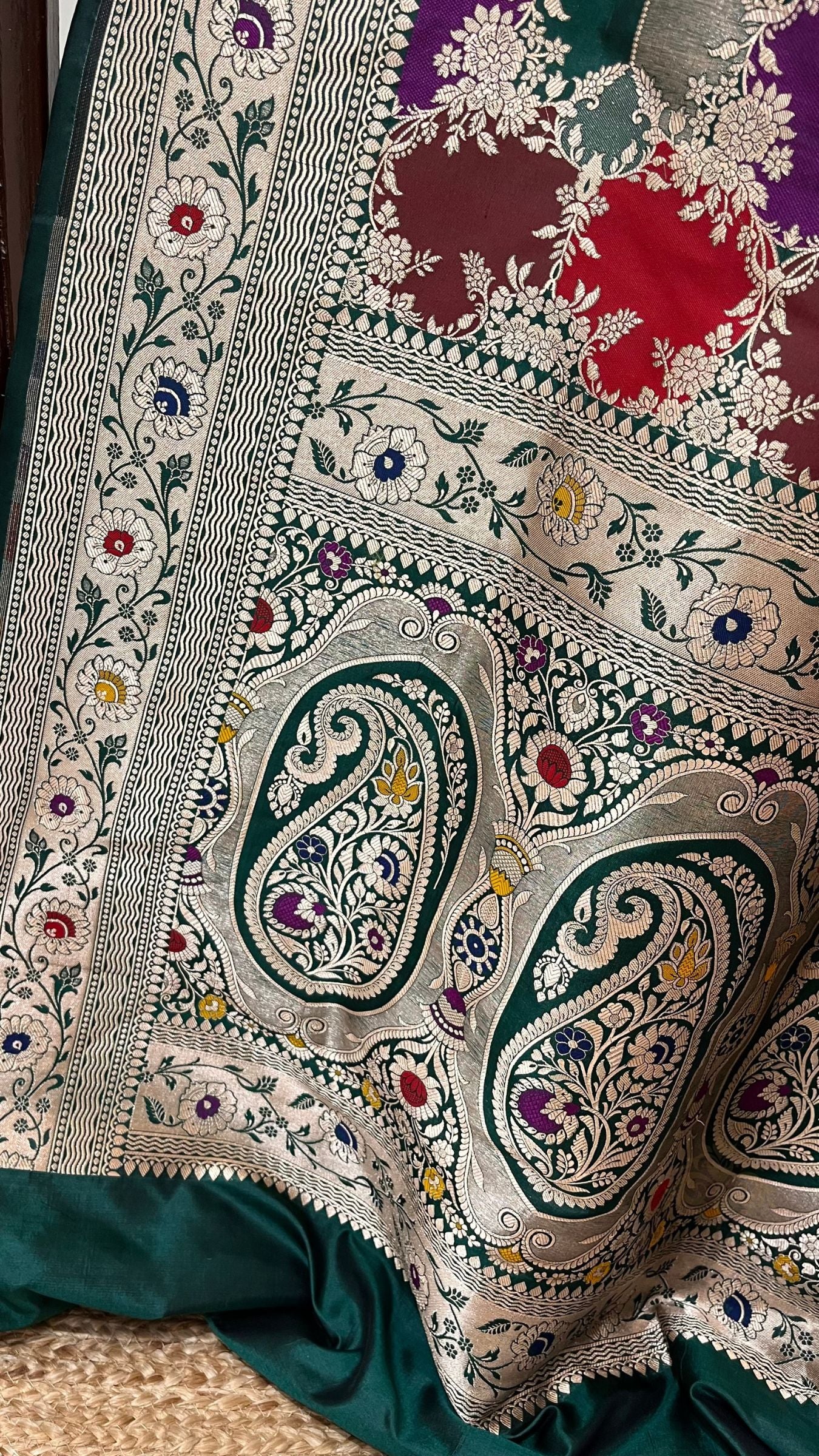 Rangkat Pure Katan Silk Handloom Banarasi Saree - Jaal With Meenakari