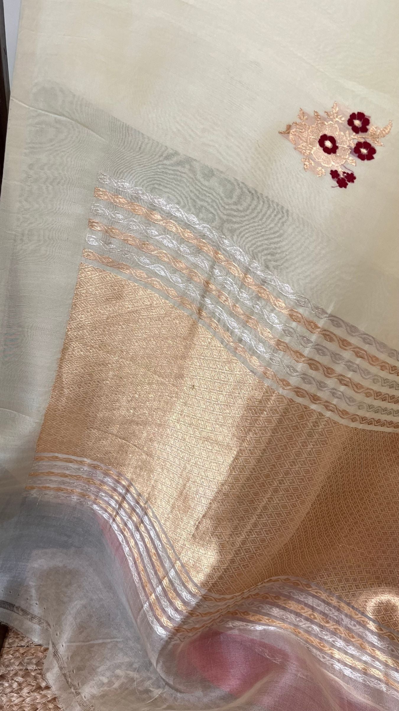 Pure Kora Silk Handloom Banarasi Saree