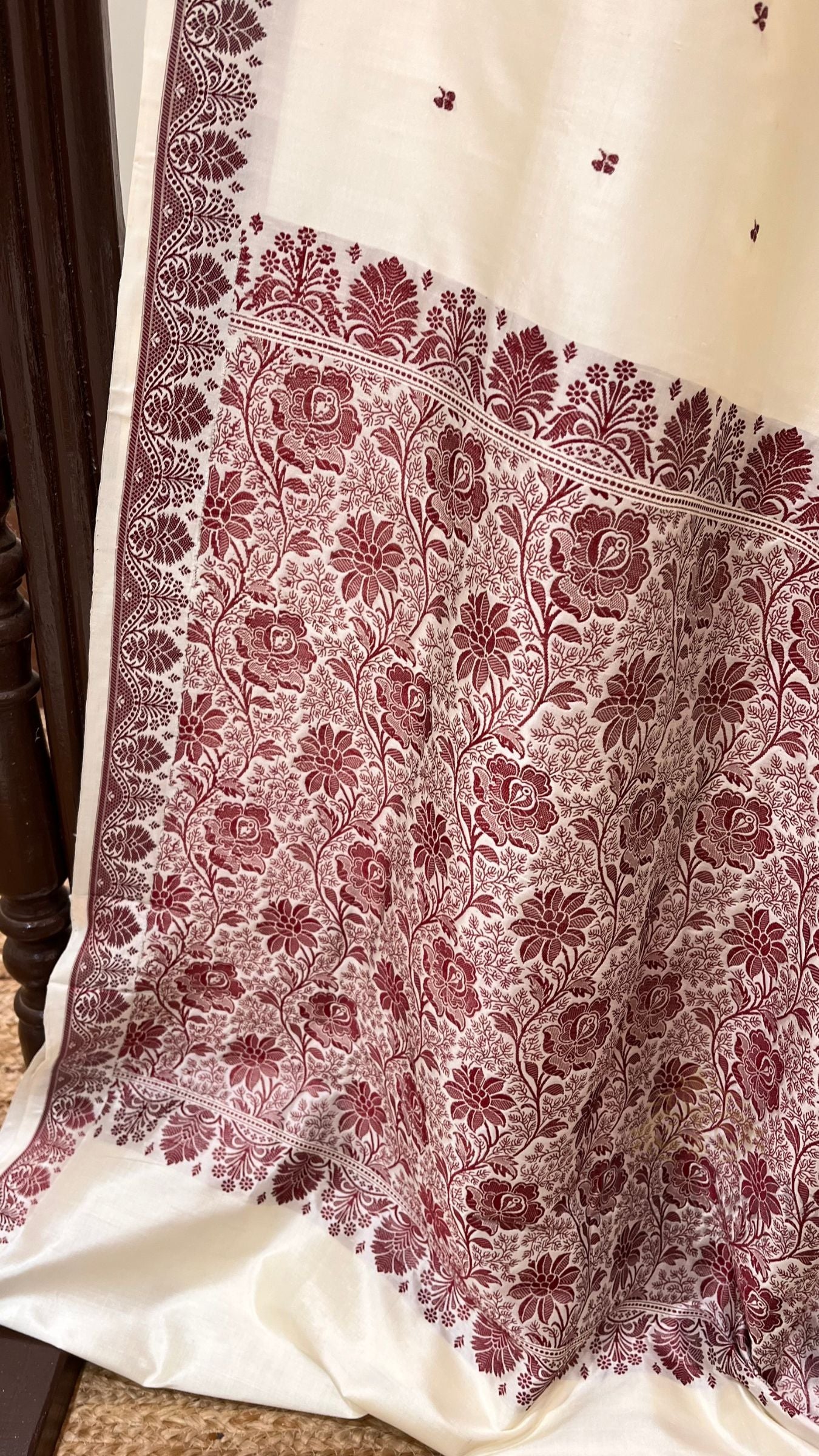 Pure Katan Silk Handloom Banarasi Saree - Resham Chunri Buti