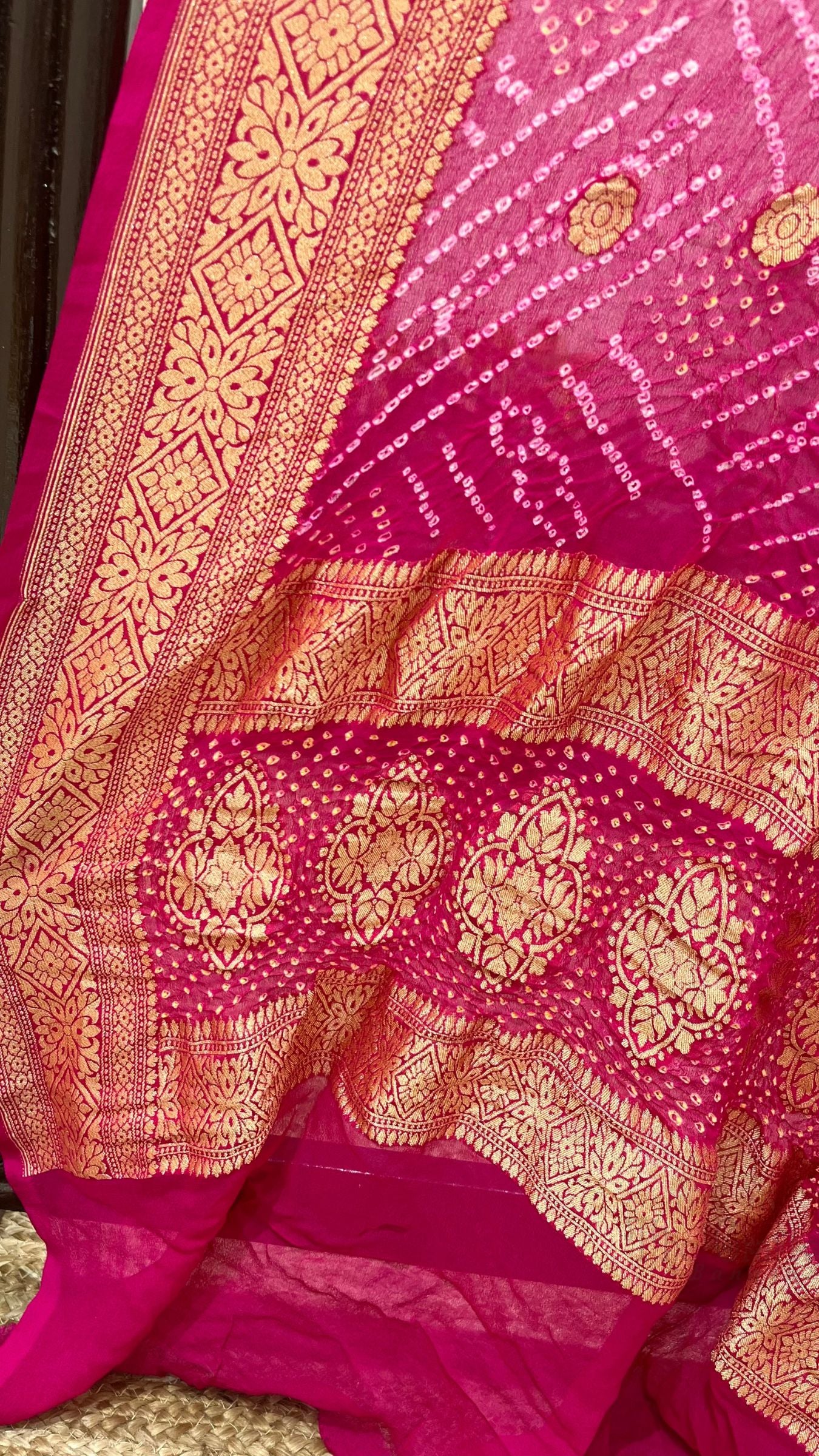 Khaddi Georgette Banarasi Handloom Bandhej Dupatta