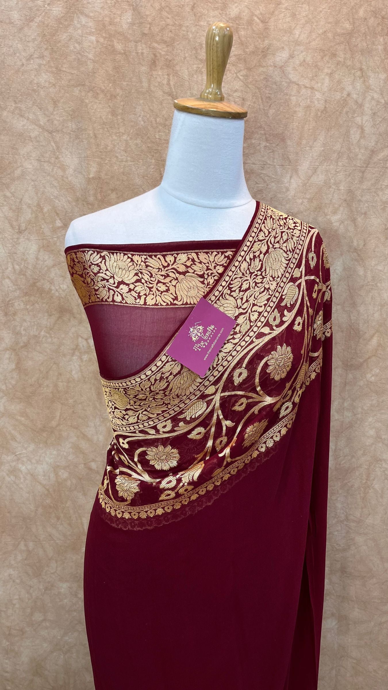 Khaddi Georgette Banarasi Saree - Gold Zari