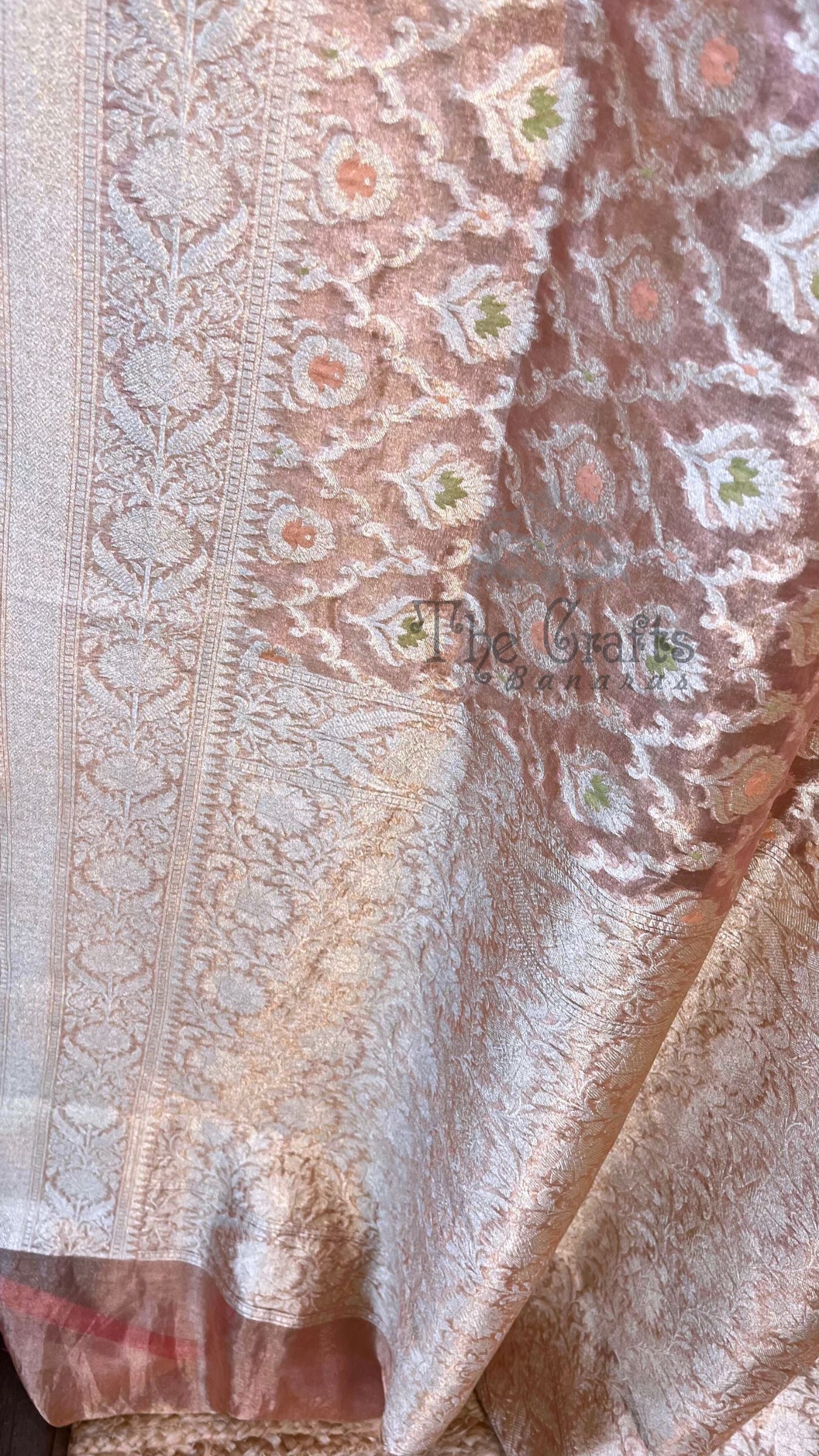 Pure Tissue Silk Handloom Banarasi Saree - Reshmi Zari