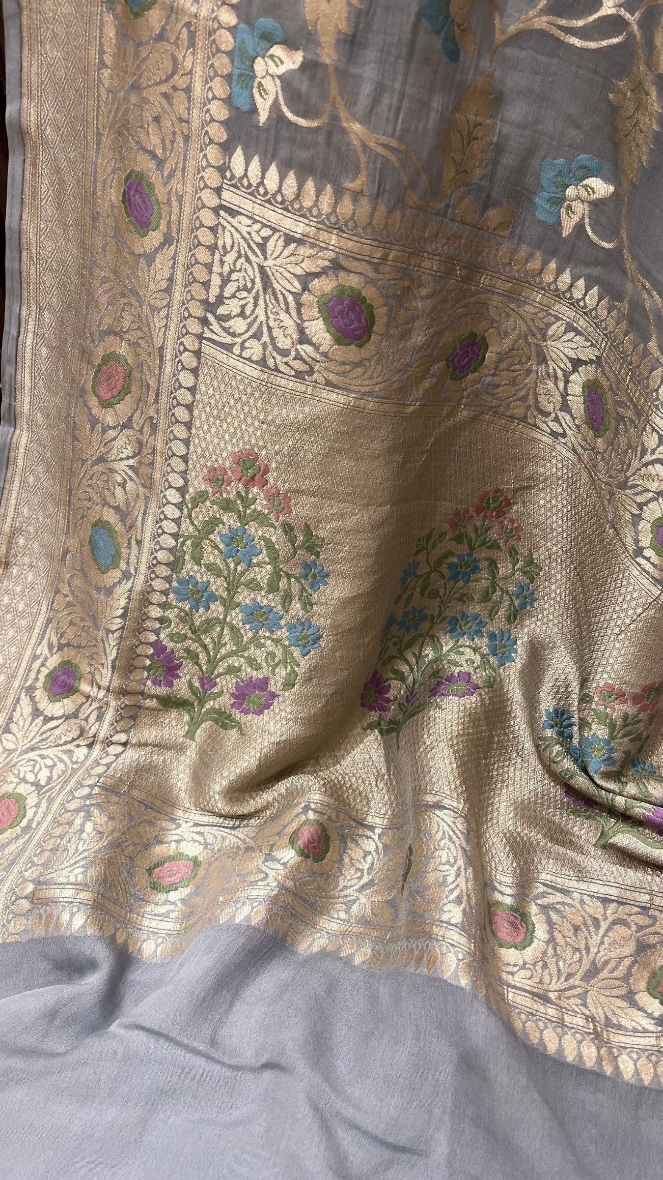 Khaddi Georgette Handloom Banarasi Saree - Jaal with Meenakari