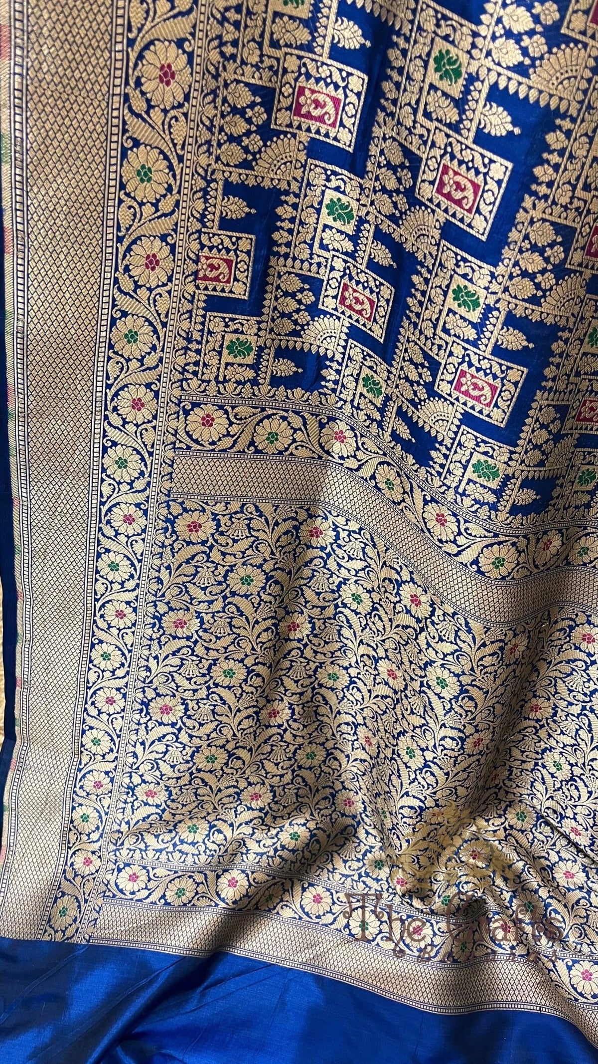 Pure Katan Silk Handloom Banarasi Saree -  Jaal Work with Meenakari