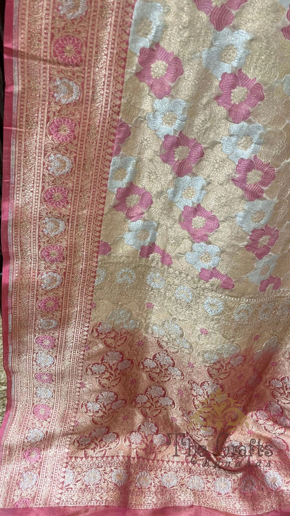 Pure Katan Silk Handloom Banarasi Saree - Tanchui Brocade Meena
