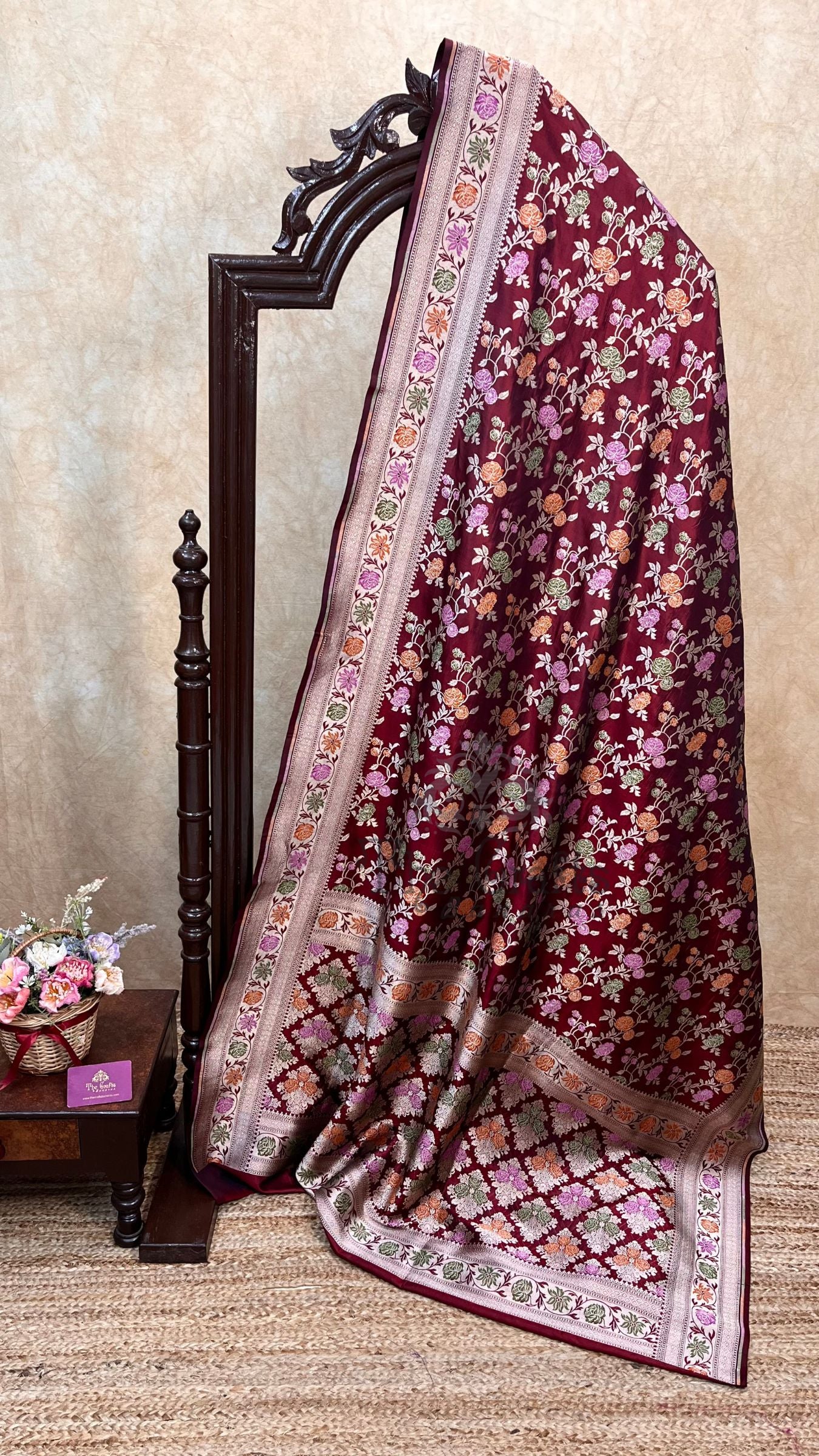Pure Katan Silk Handloom Banarasi Saree - Jall With Meenakari