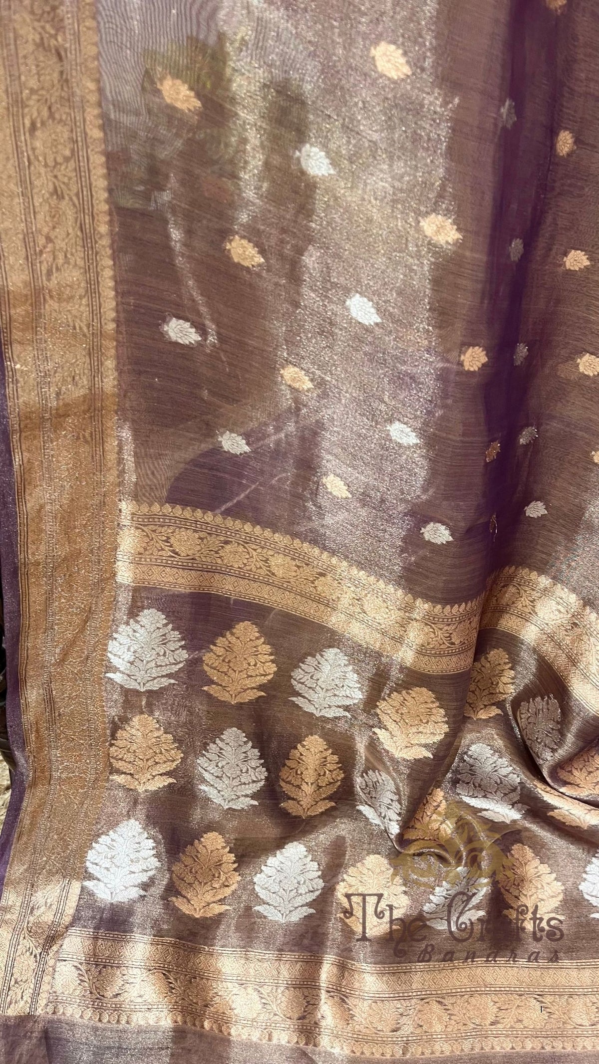 Pure Kora Tissue Silk Handloom Banarasi Saree- Kadhua Motifs