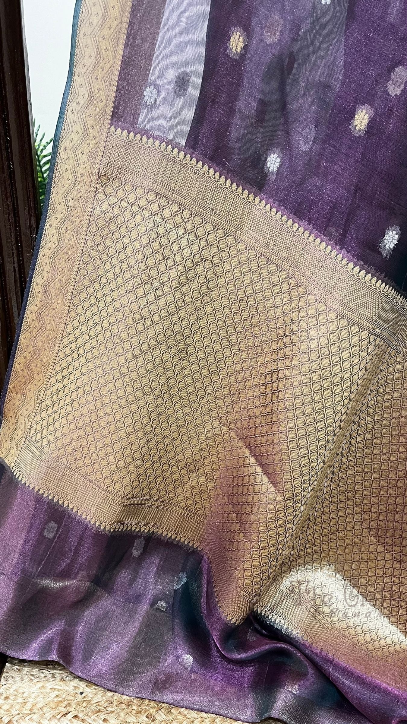 Pure Tissue Silk Handloom Banarasi Saree