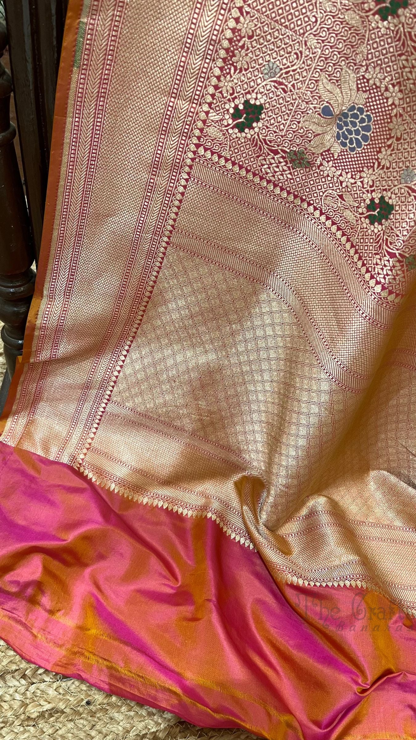 Pure Katan Silk Handloom Banarasi Saree - Tanchui Brocade Meena