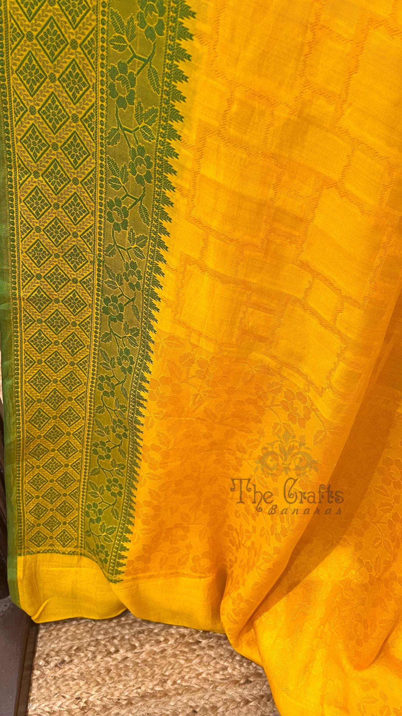 Pure Chiniya Silk Banarasi Saree