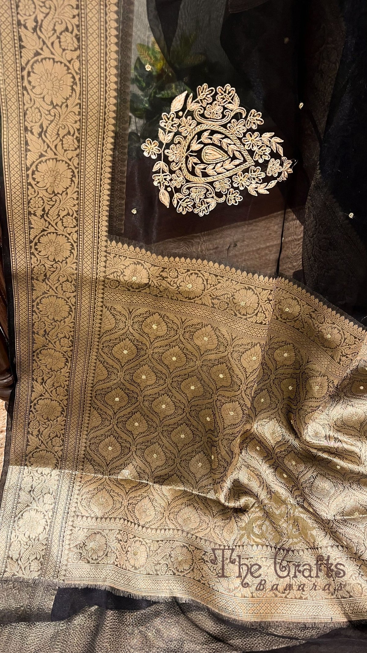 Pure Kora Tissue Silk Handloom Banarasi Saree - Handwork Zardozi Cut Dana and Motifs Work