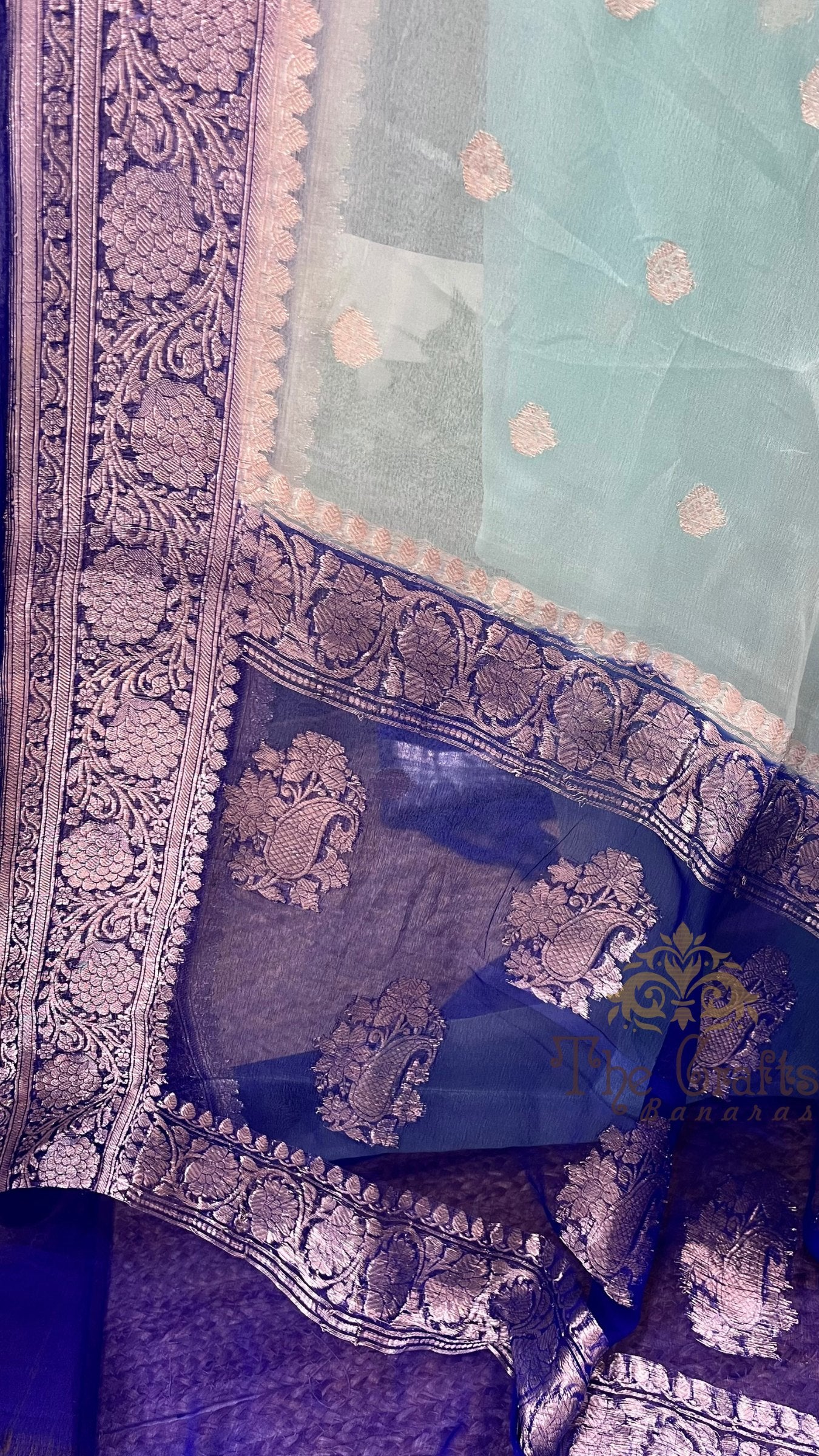 Pure Georgette Banarasi Handloom Saree - Silver Zari