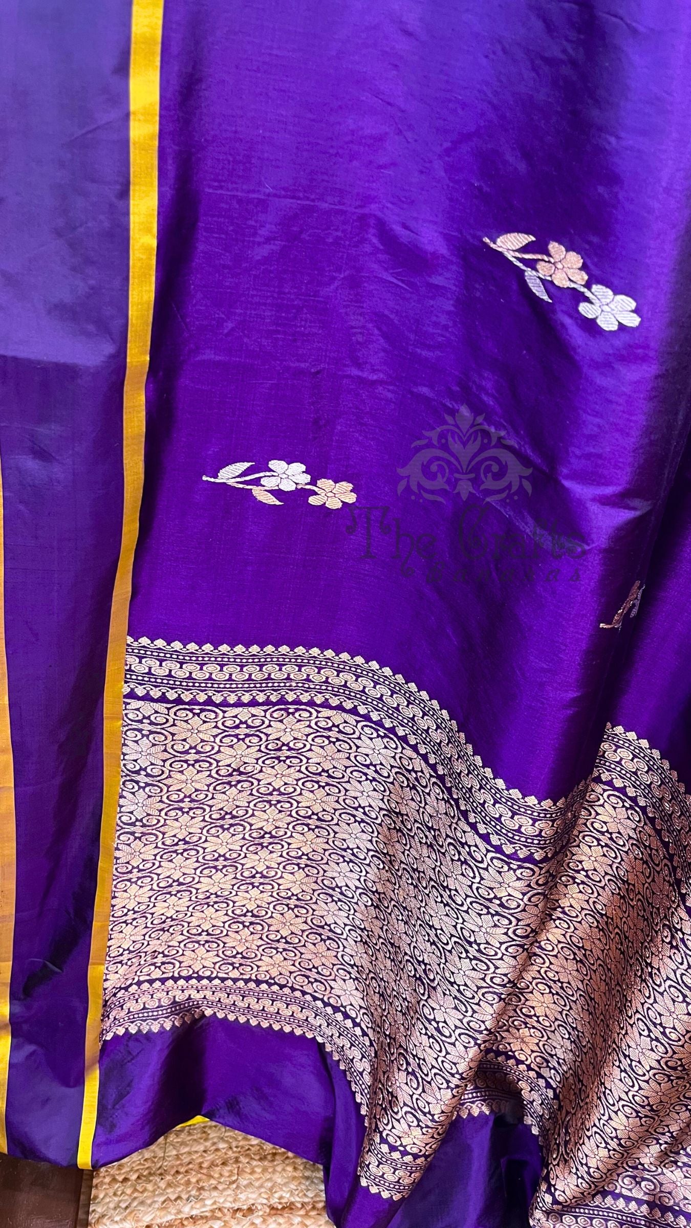 Pure Mango Silk Handloom Banarasi Saree - With Sona Roopa Motifs