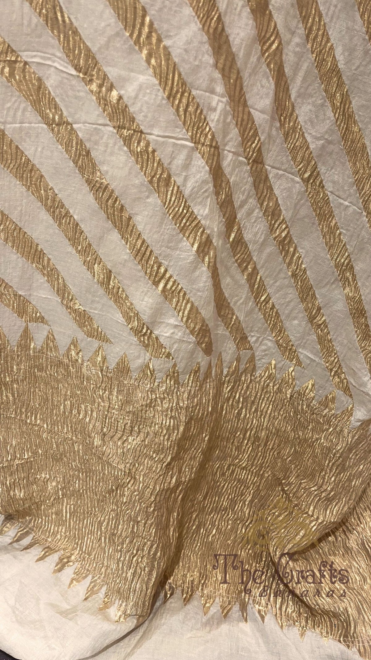 Pure Munga Crush Silk Handloom Banarasi Saree