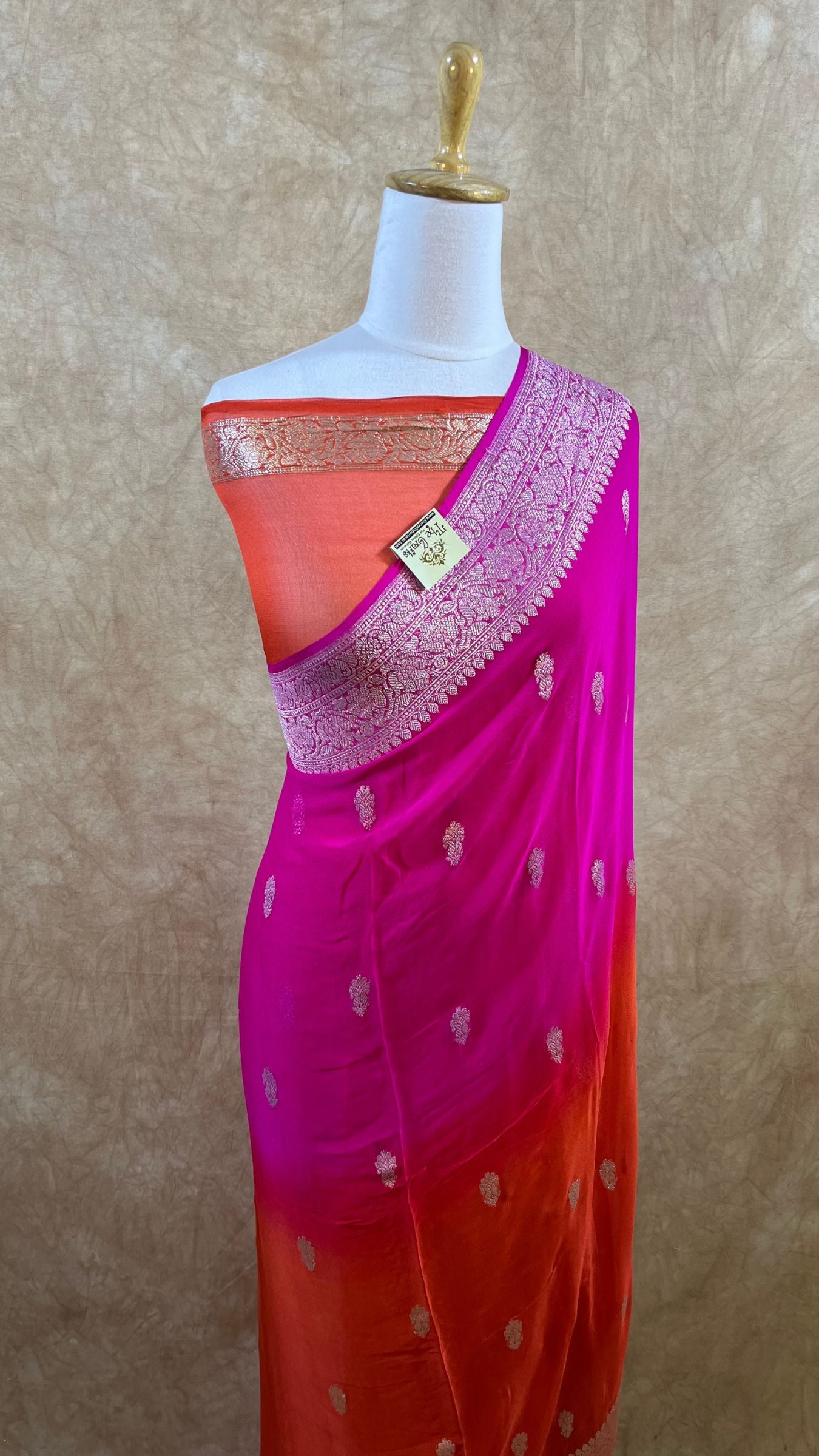 Pure Georgette Banarasi Handloom Saree - Silver Zari