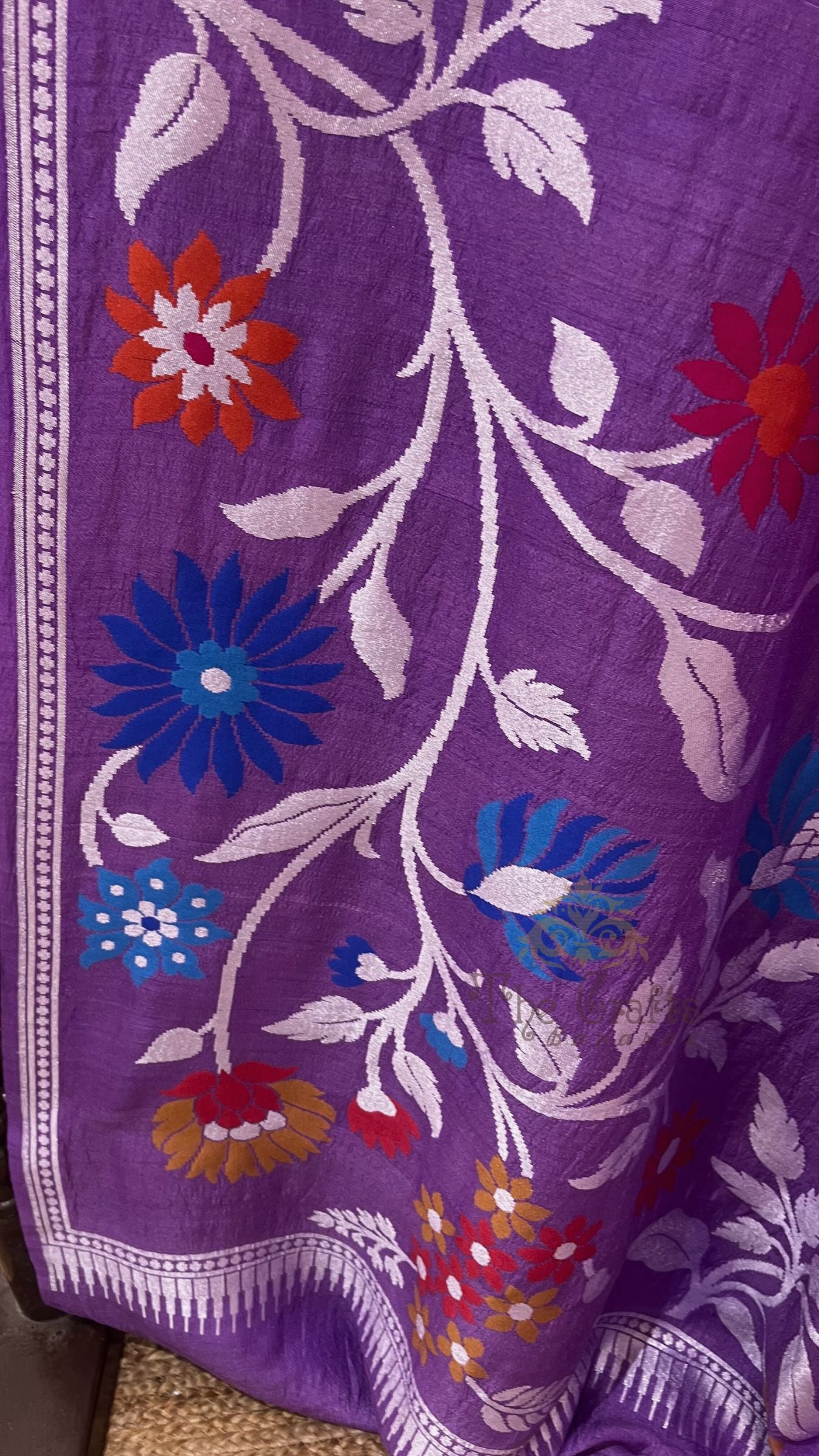 Tussar Georgette Handloom Banarasi Saree - Jaal with Tilfi Meenakari