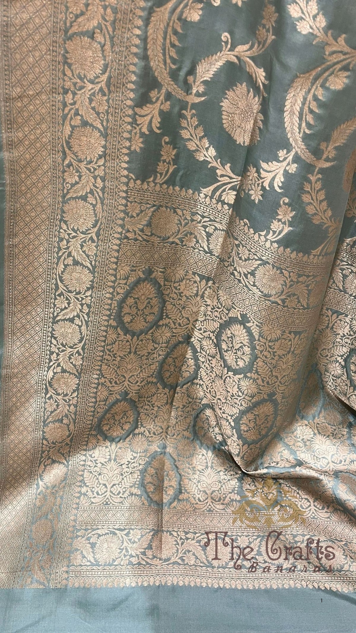 Pure Katan Silk Handloom Banarasi Saree - Jaal work