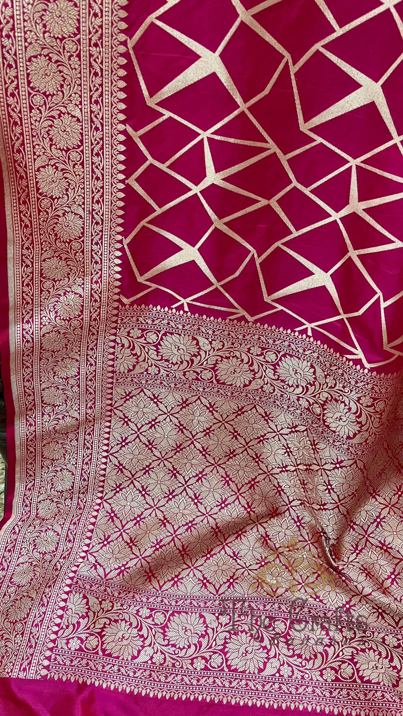 Pure Katan Silk Handloom Banarasi Saree - Jaal work
