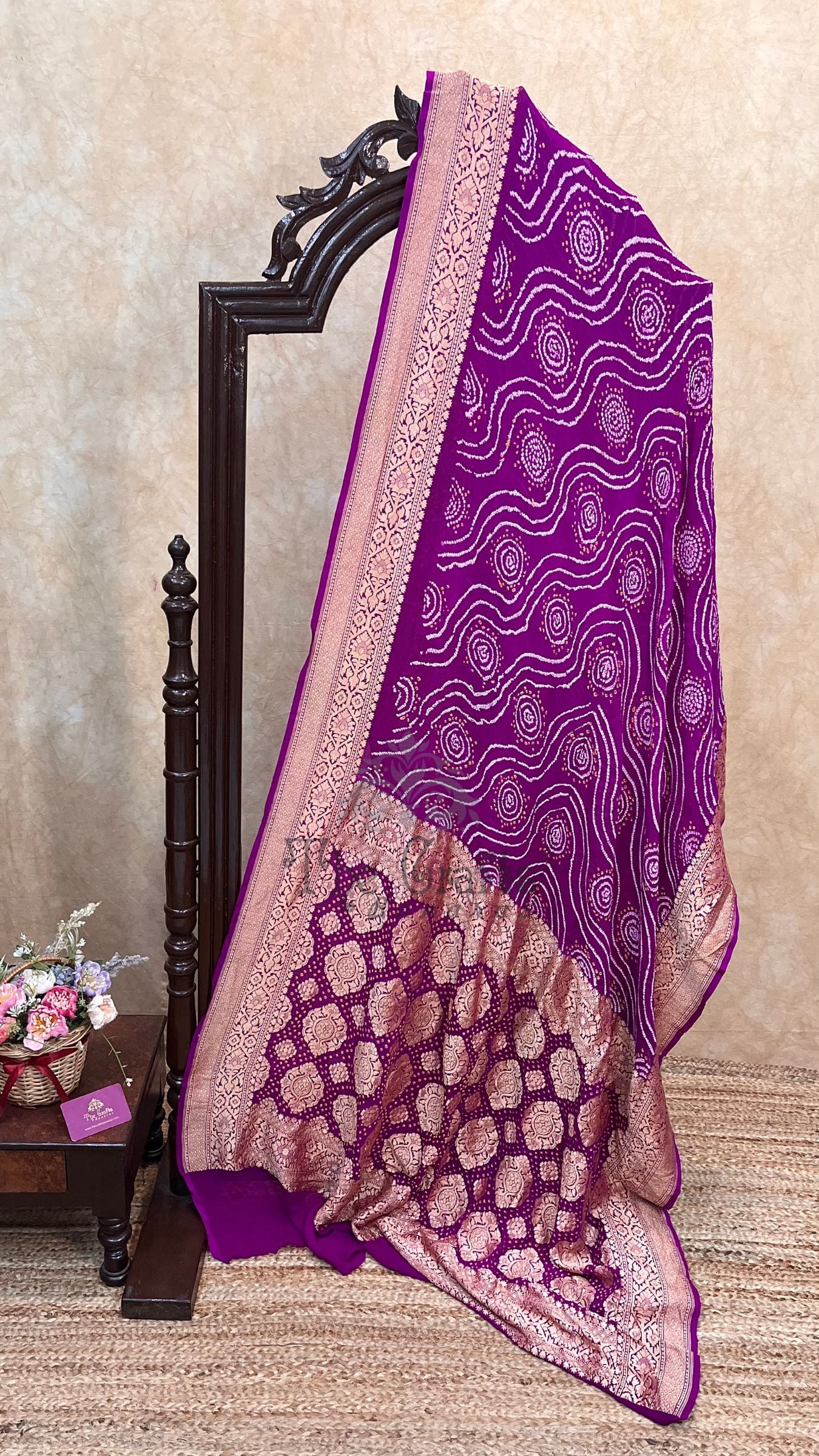 Pure Georgette Banarasi Handloom Bandhej Saree