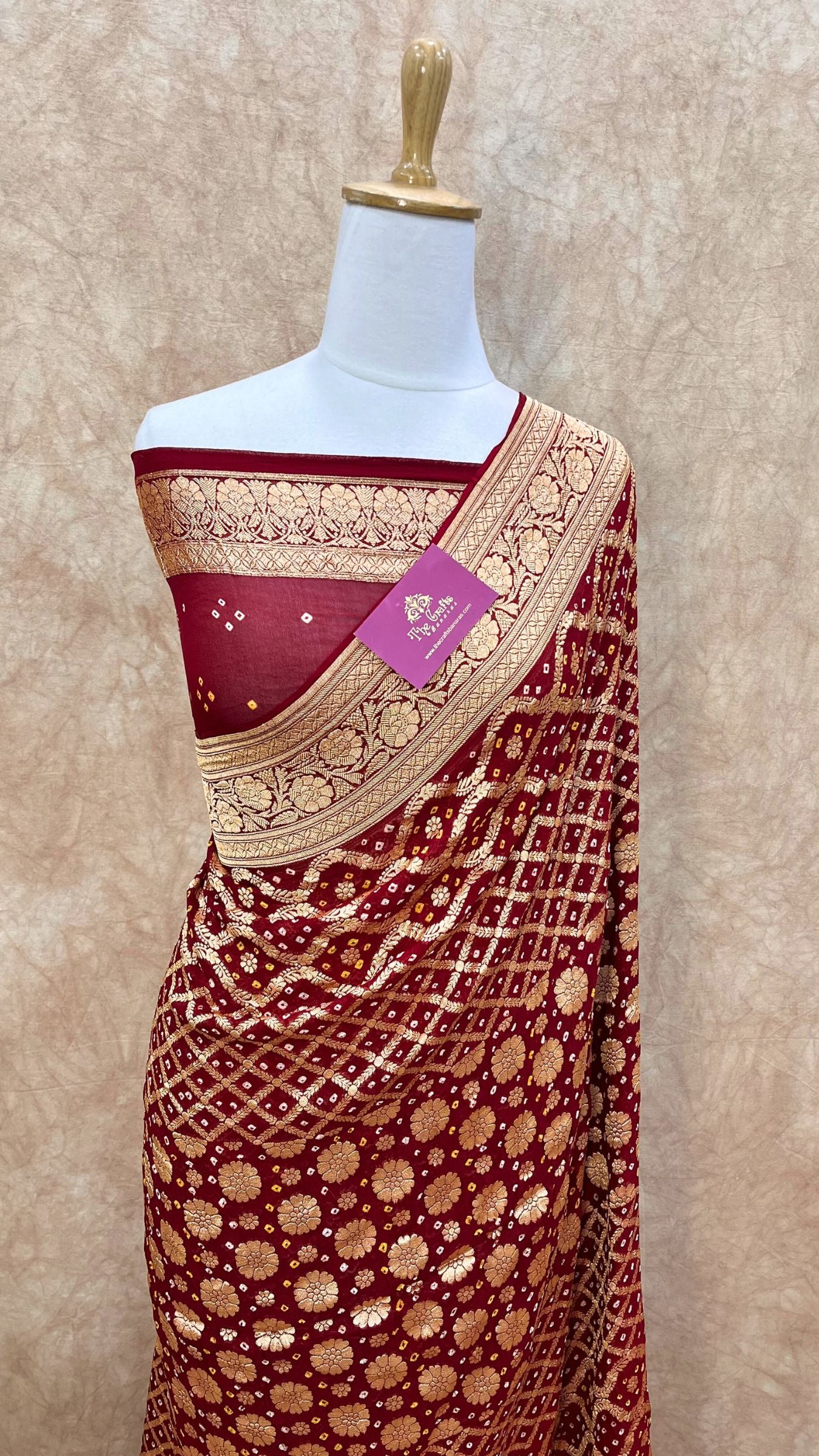 Pure Georgette Banarasi Handloom Bandhej Saree