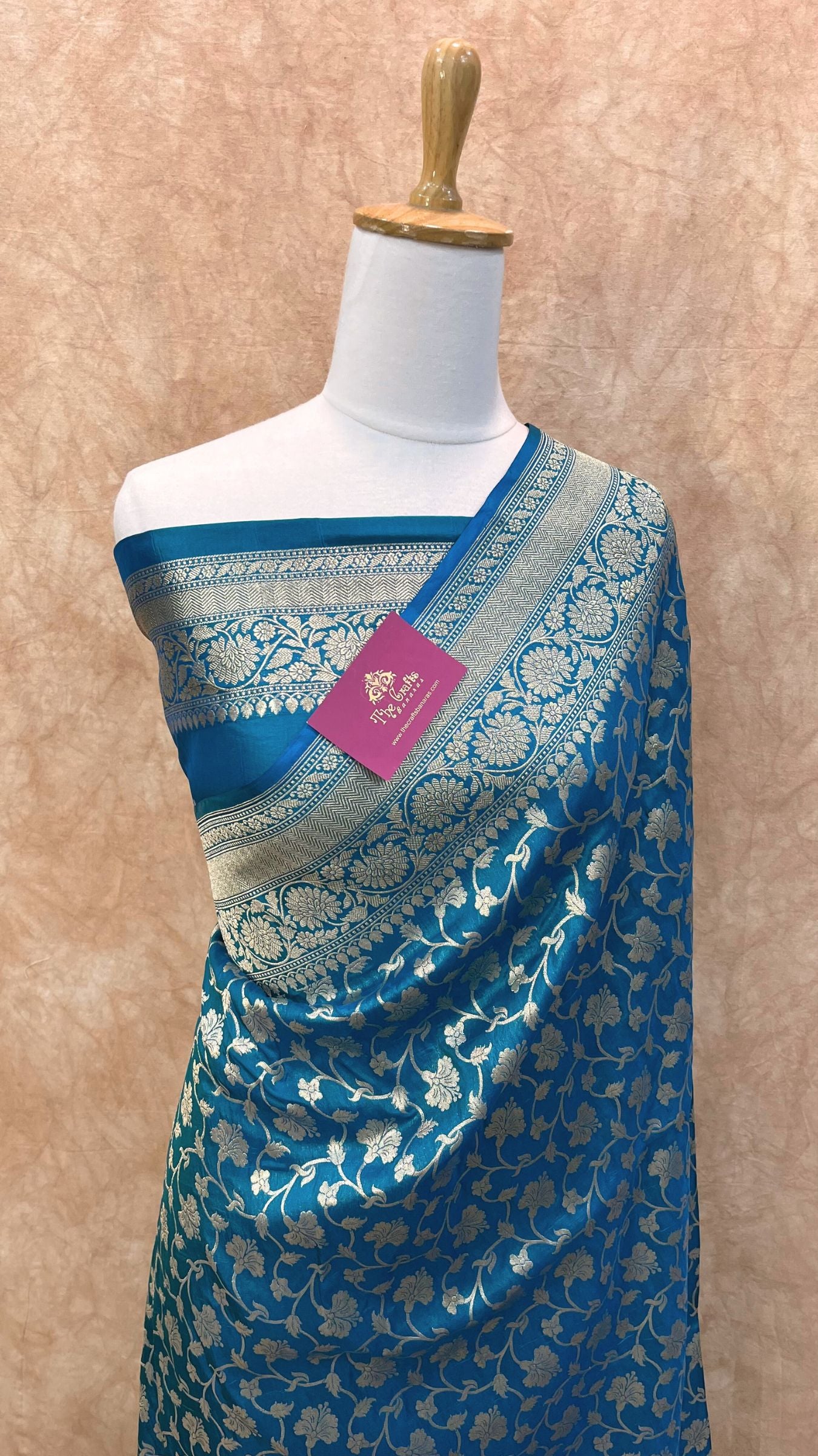 Pure Katan Silk Handloom Banarasi Saree - Jaal work