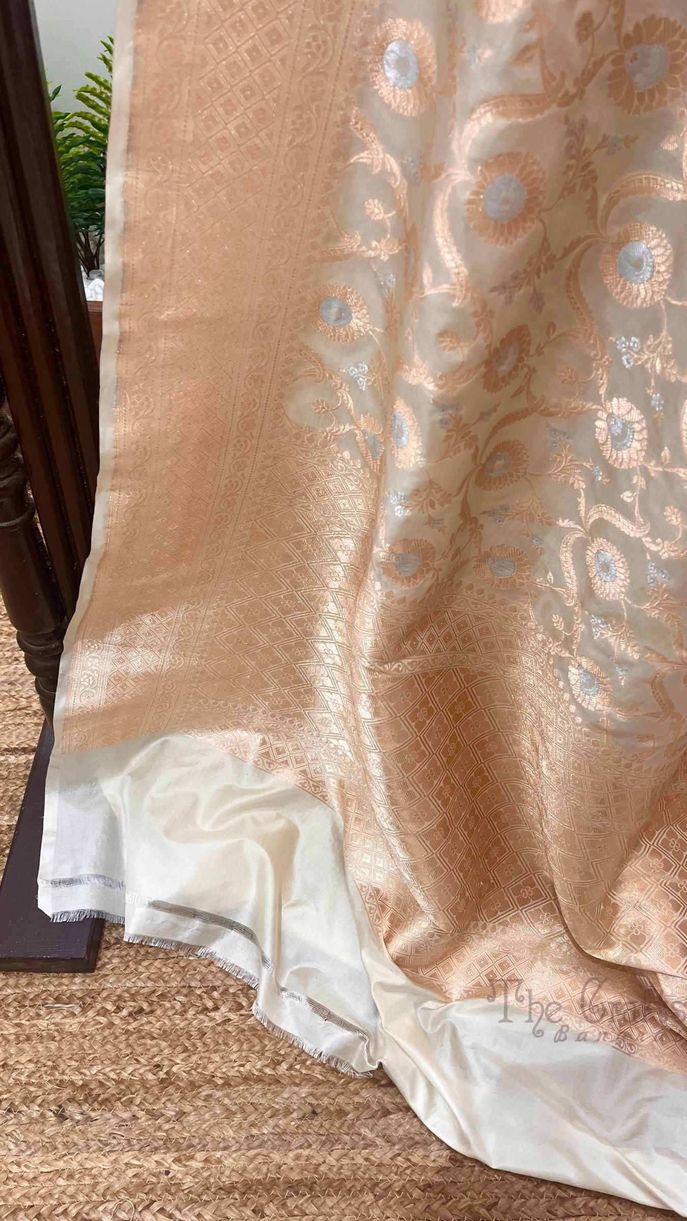 Pure Katan Silk Handloom Banarasi Saree - All Over Sona Rupa Jaal Work