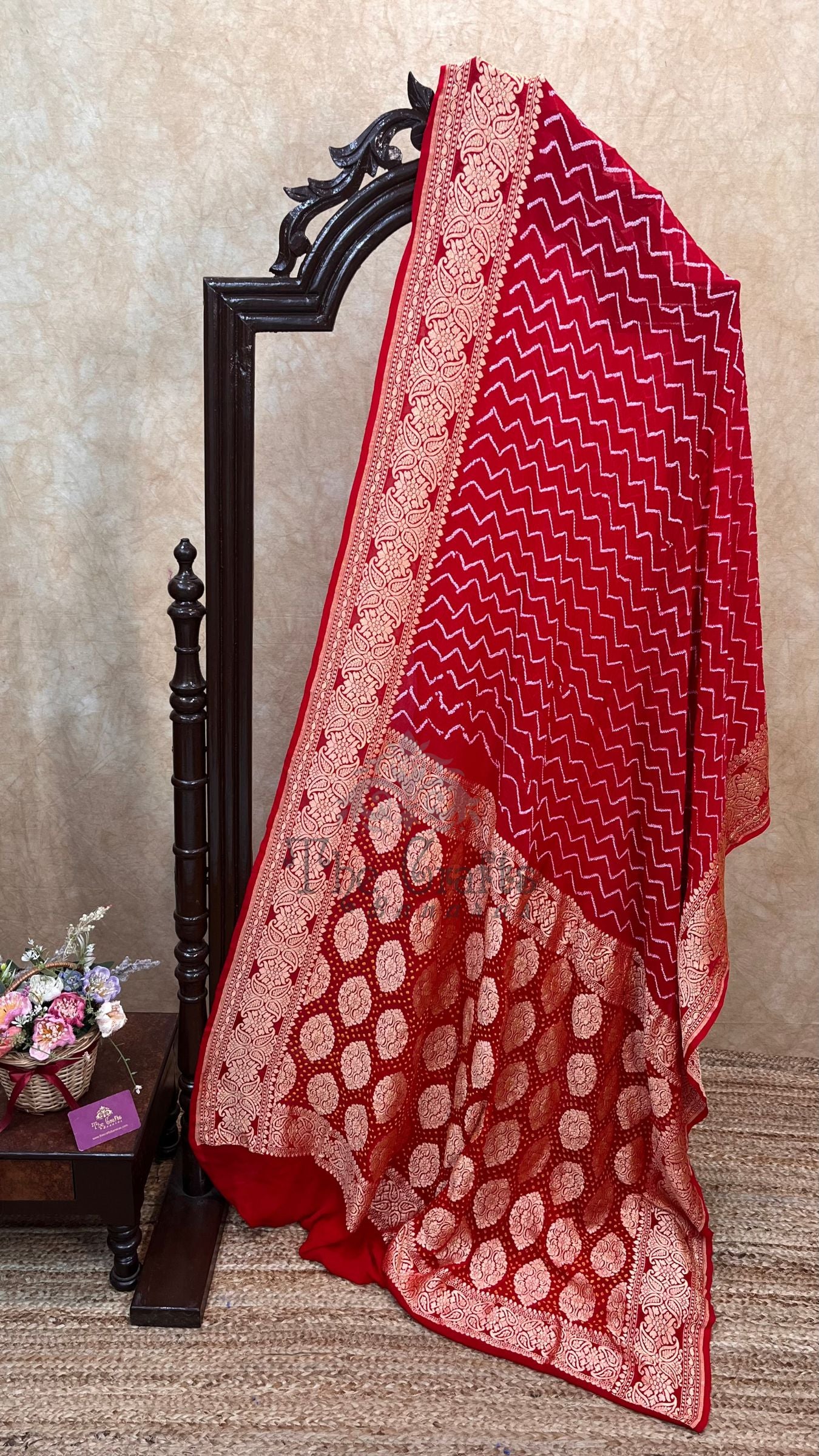 Pure Georgette Banarasi Handloom Bandhej Saree