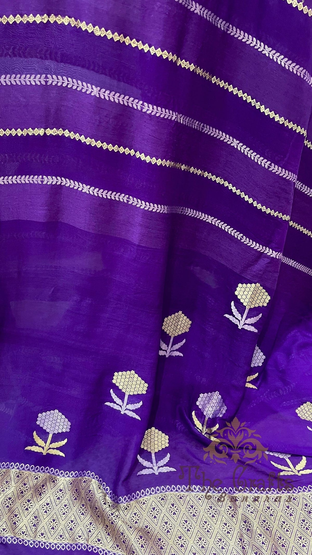 Pure Munga Crush Silk Handloom Banarasi Saree