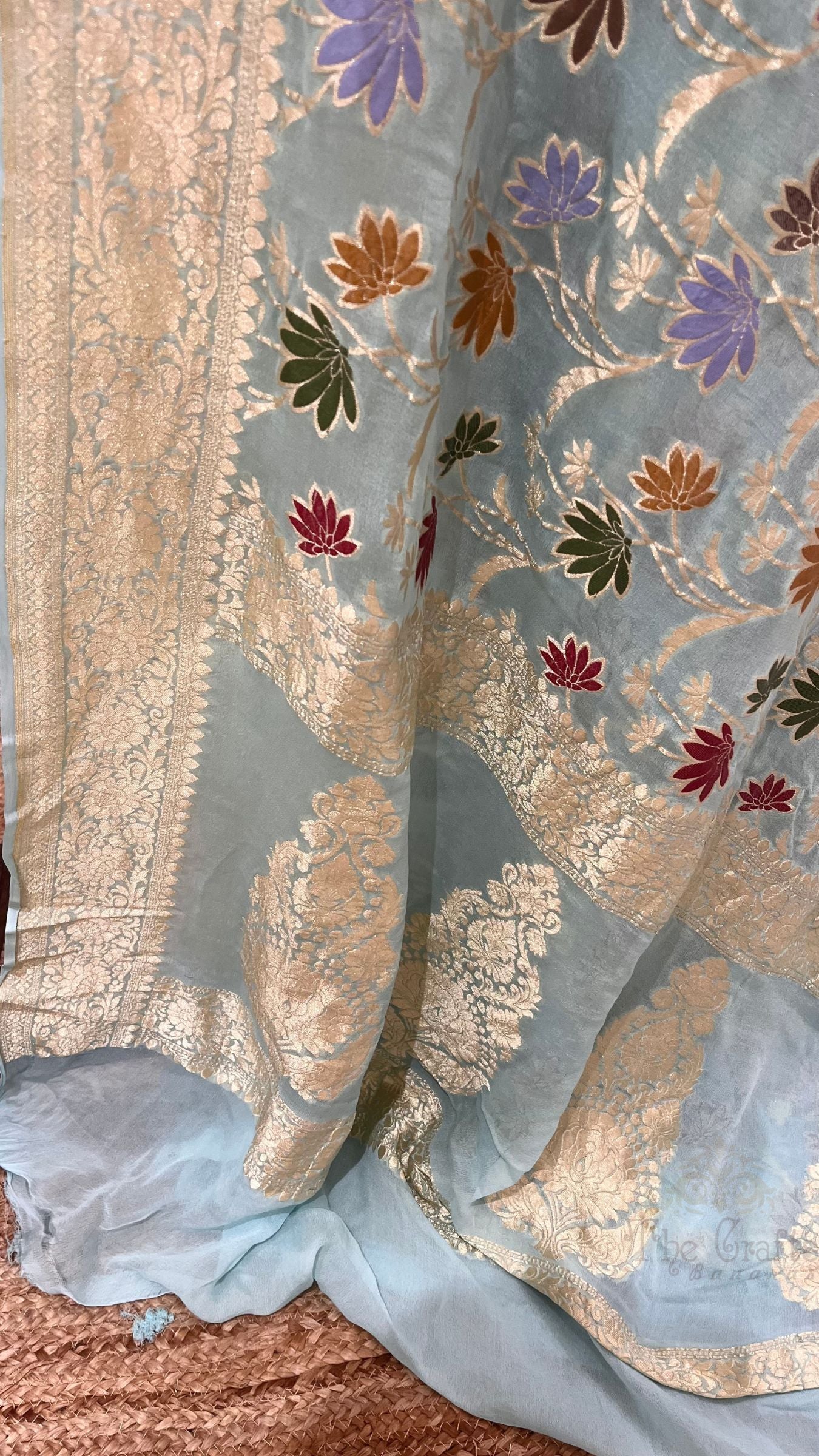 Khaddi Georgette Handloom Banarasi Saree - Jaal with Meenakari