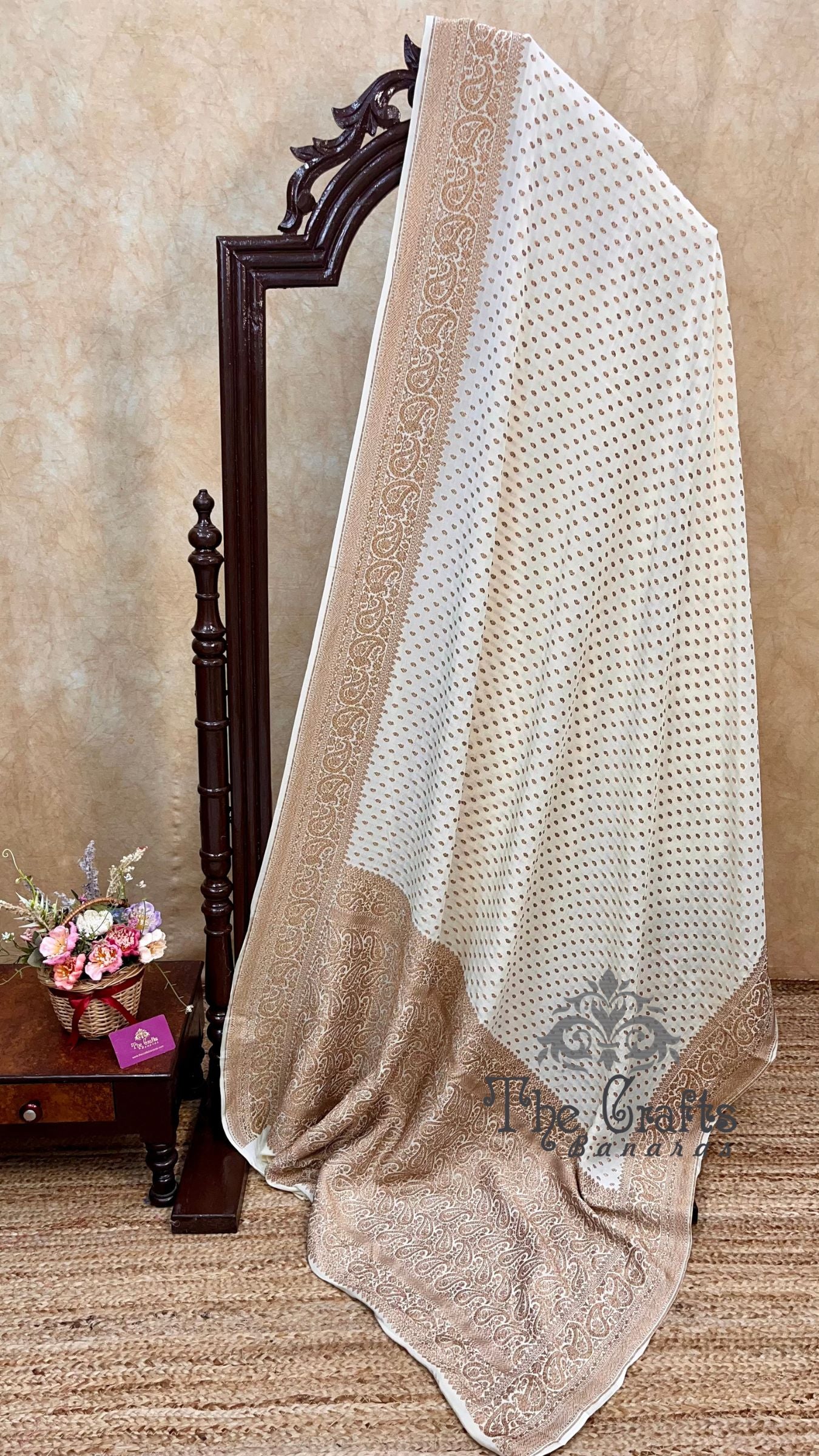Pure Crepe Georgette Banarasi Saree - Antique Zari