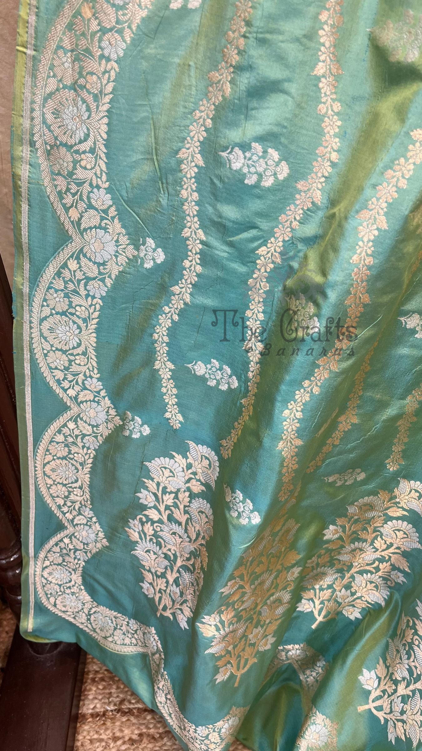 Pure Katan Silk Handloom Banarasi Saree - With Sona Rupa Motifs