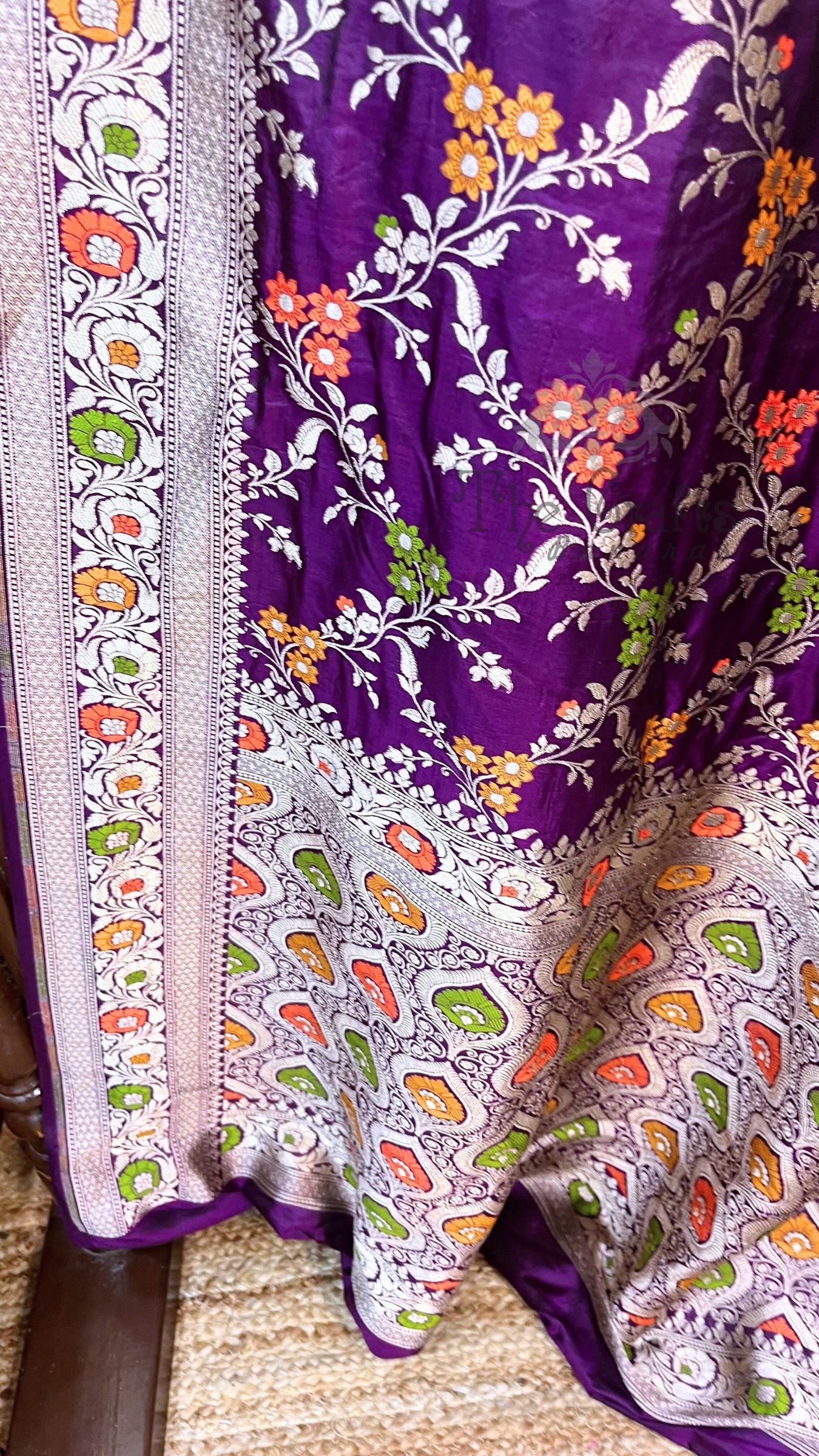 Pure Katan Silk Handloom Banarasi Saree - Jaal With Meenakari