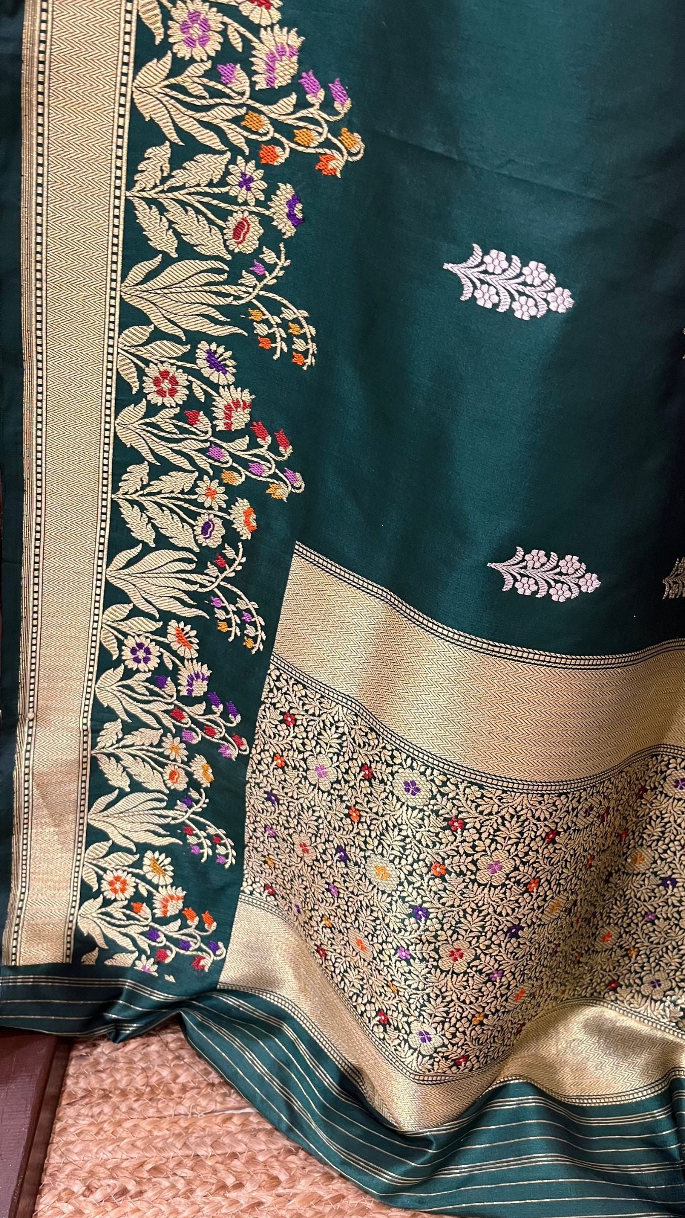 Pure Katan Silk Handloom Banarasi Saree - with Sona Rupa Kadhua motifs