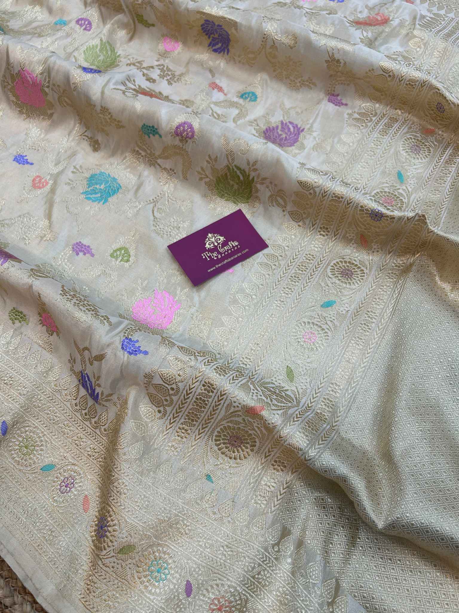 Pure Katan Silk Handloom Banarasi Saree - Kadhua jangla