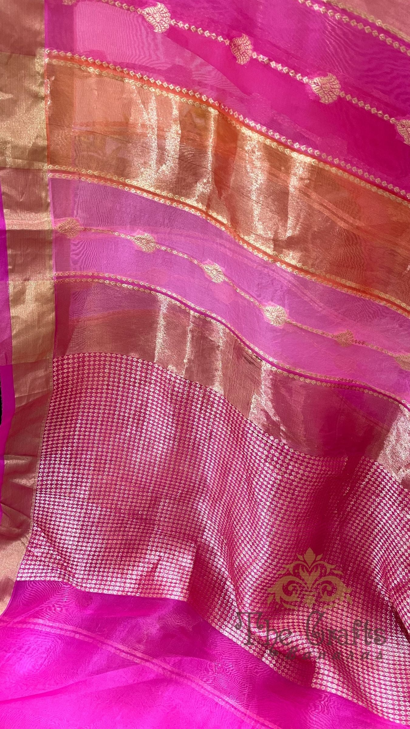 Rangkat Pure Kora Tissue Silk Handloom Banarasi Saree- Kadhua Motifs