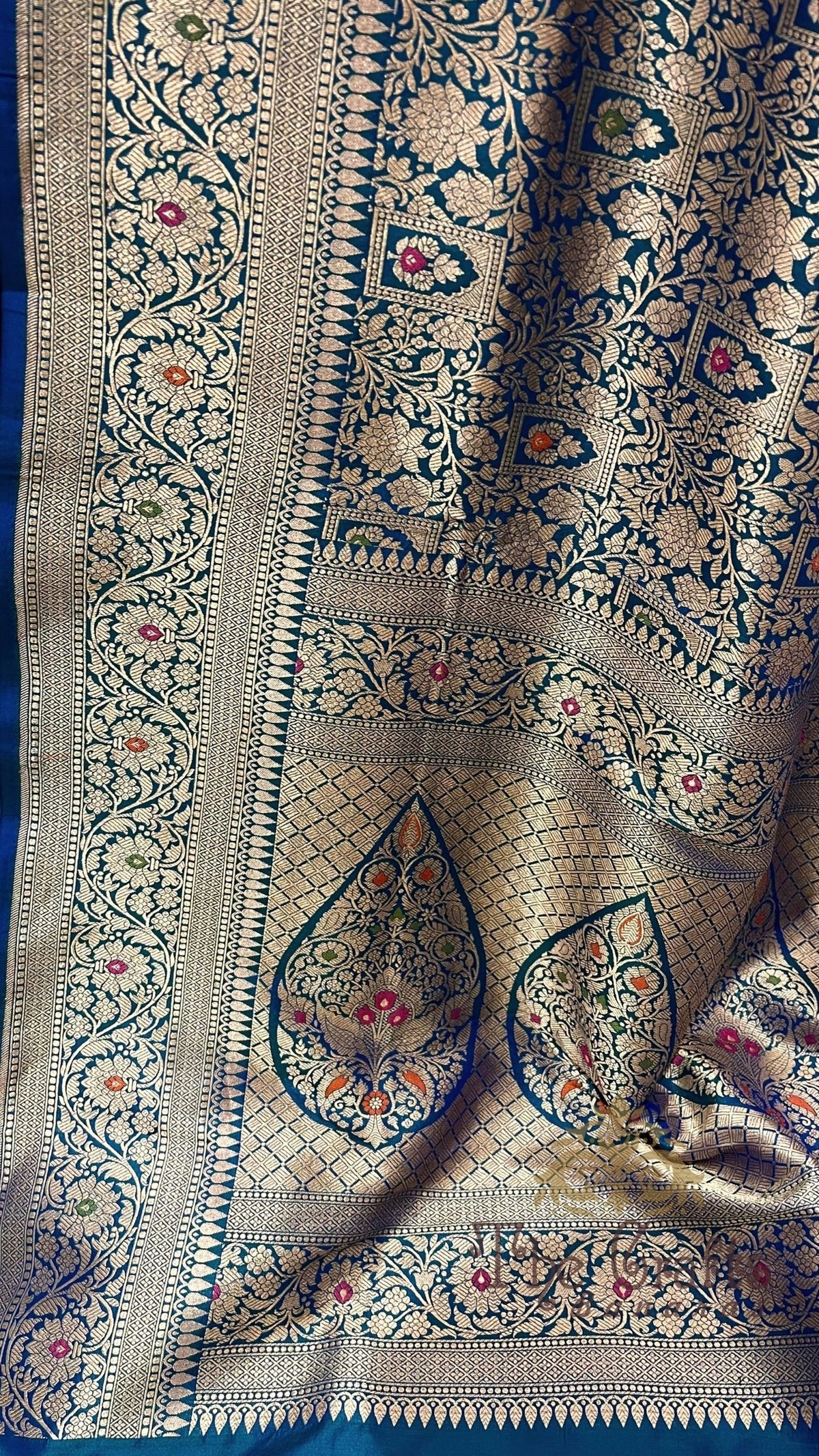 Pure Katan Silk Handloom Banarasi Saree - Tanchui Brocade Meenakari