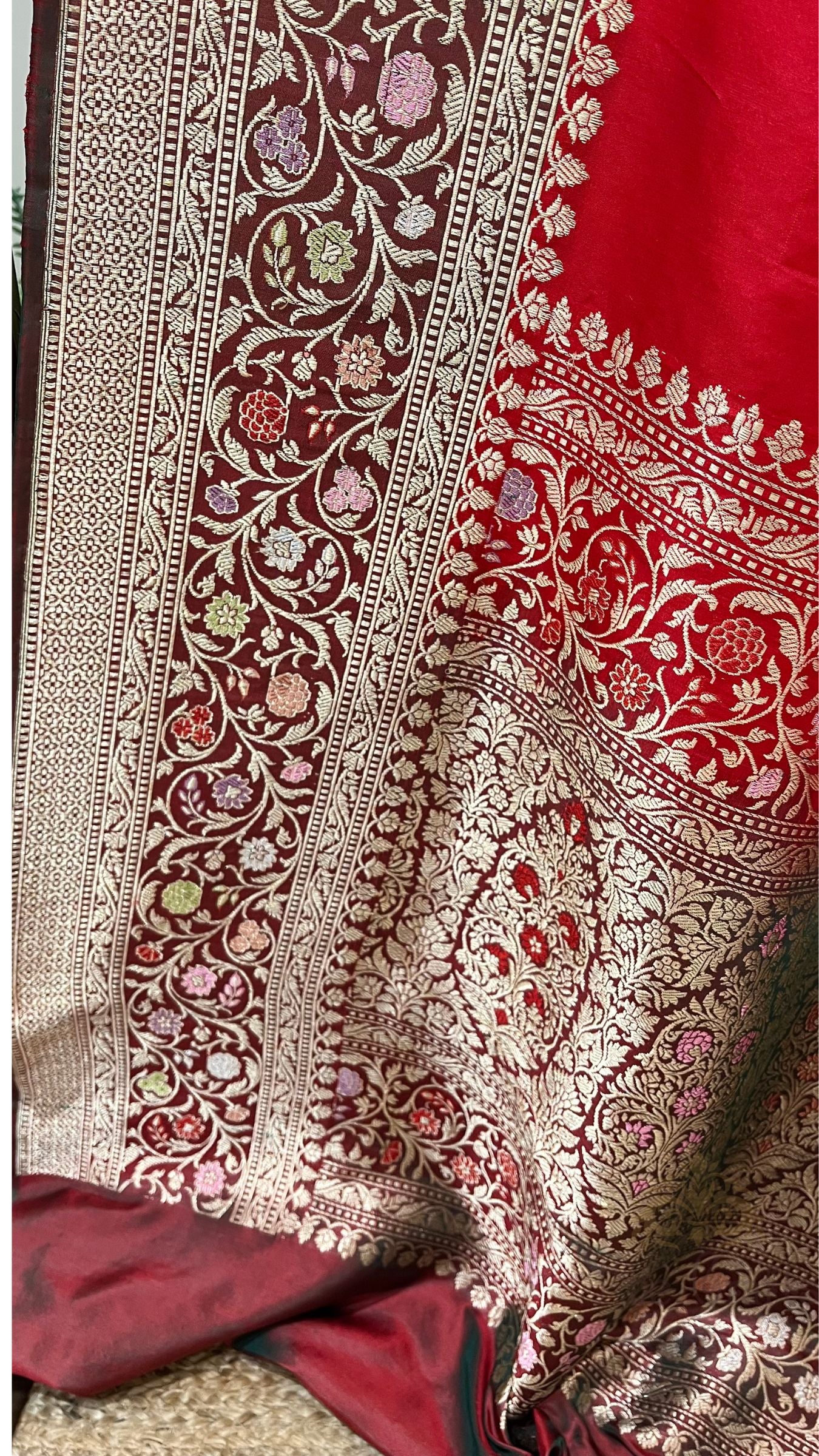 Pure Katan Silk Handloom Banarasi Saree - with kadhua meenakari motifs