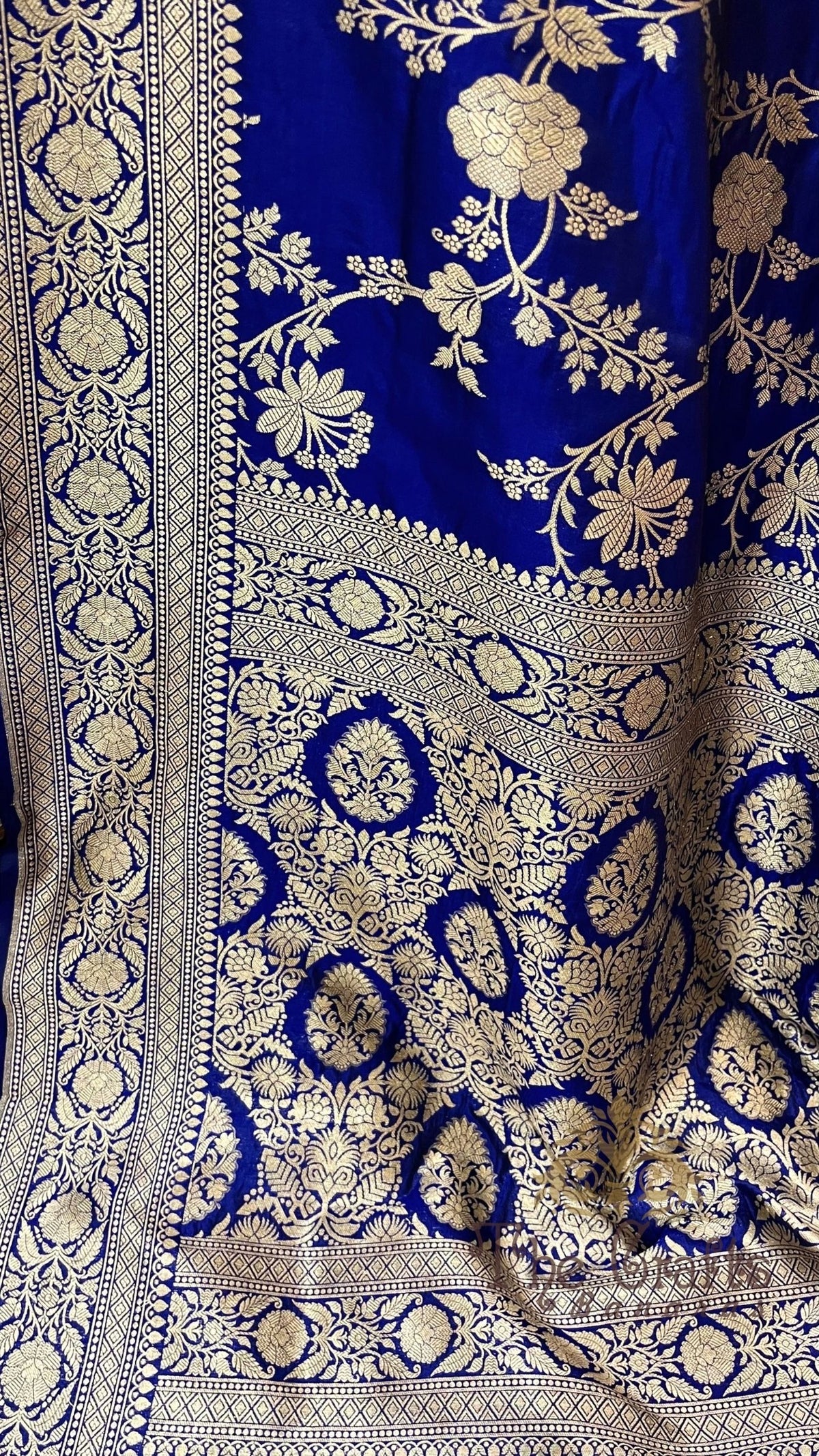Pure Katan Silk Handloom Banarasi Saree - Jaal work